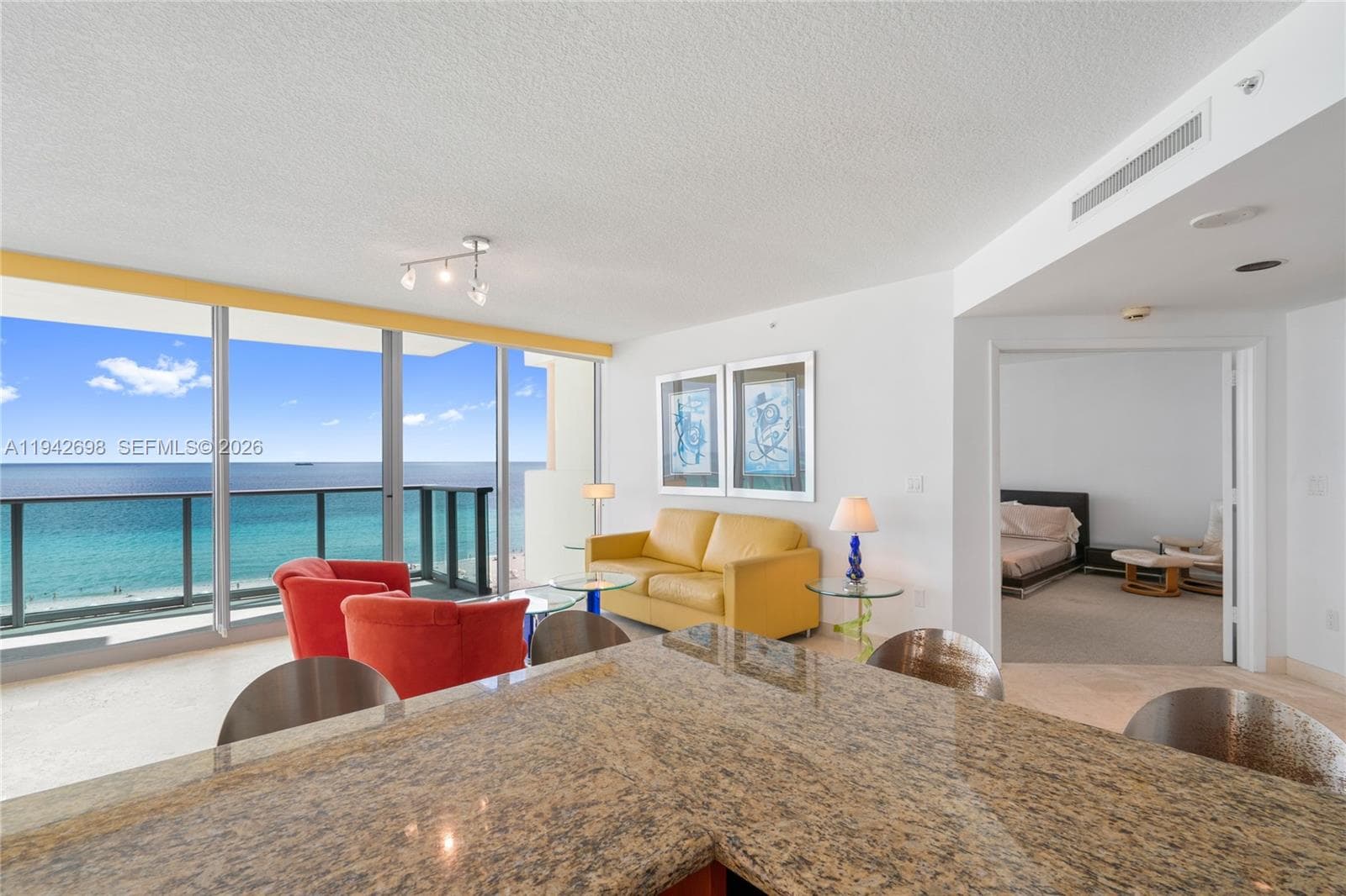 A11942698 — Miami Beach — 78