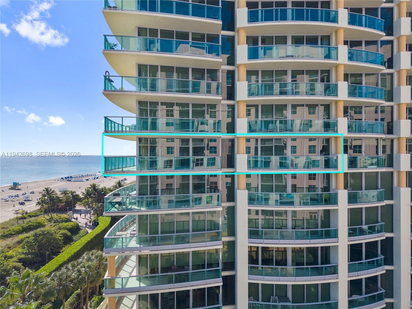 A11942698 — Miami Beach — 8