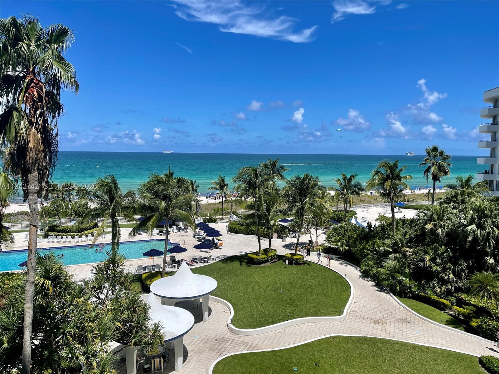 A11942742 — Miami Beach — 4