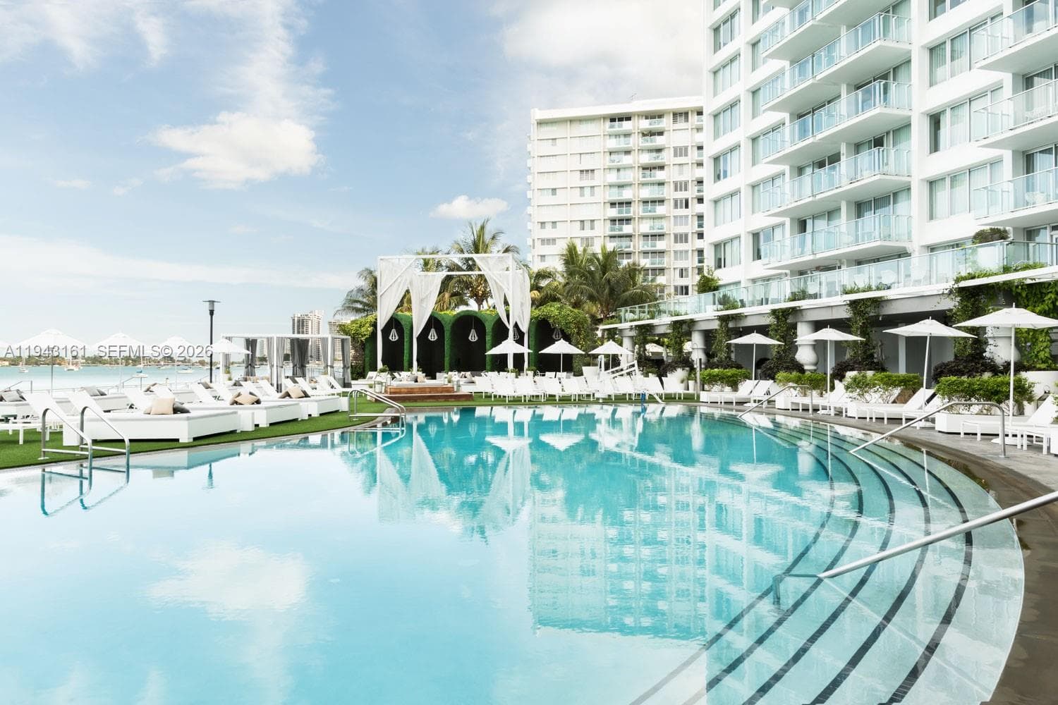 A11943161 — Miami Beach — 4