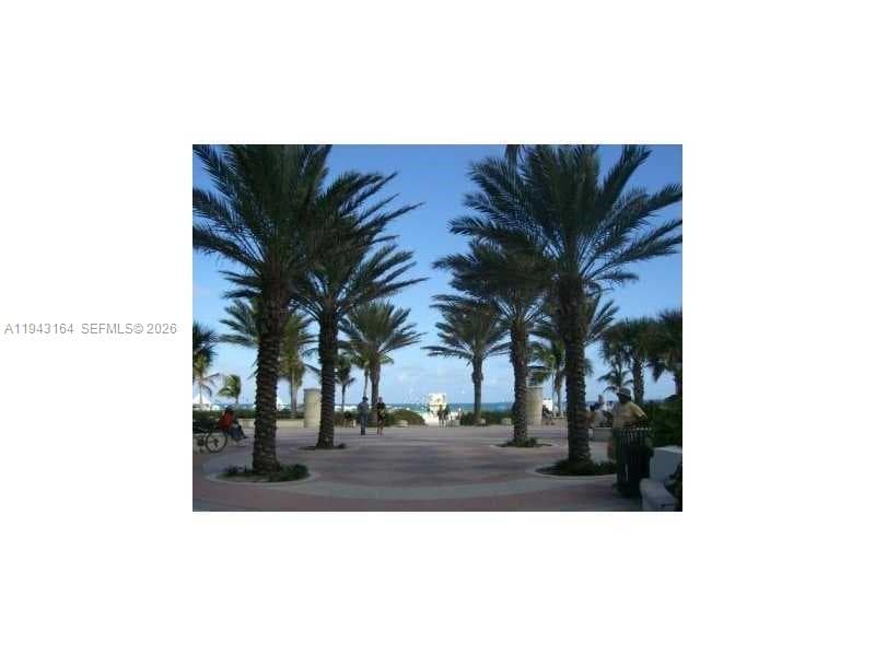 A11943164 — Miami Beach — 23