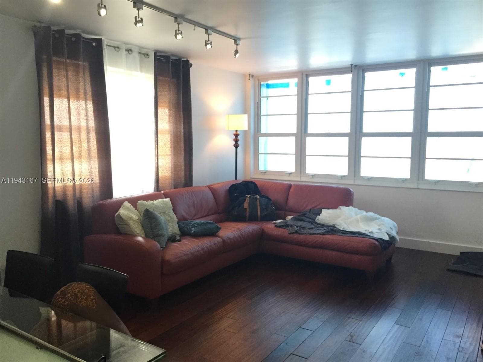 A11943167 — Miami Beach — 15