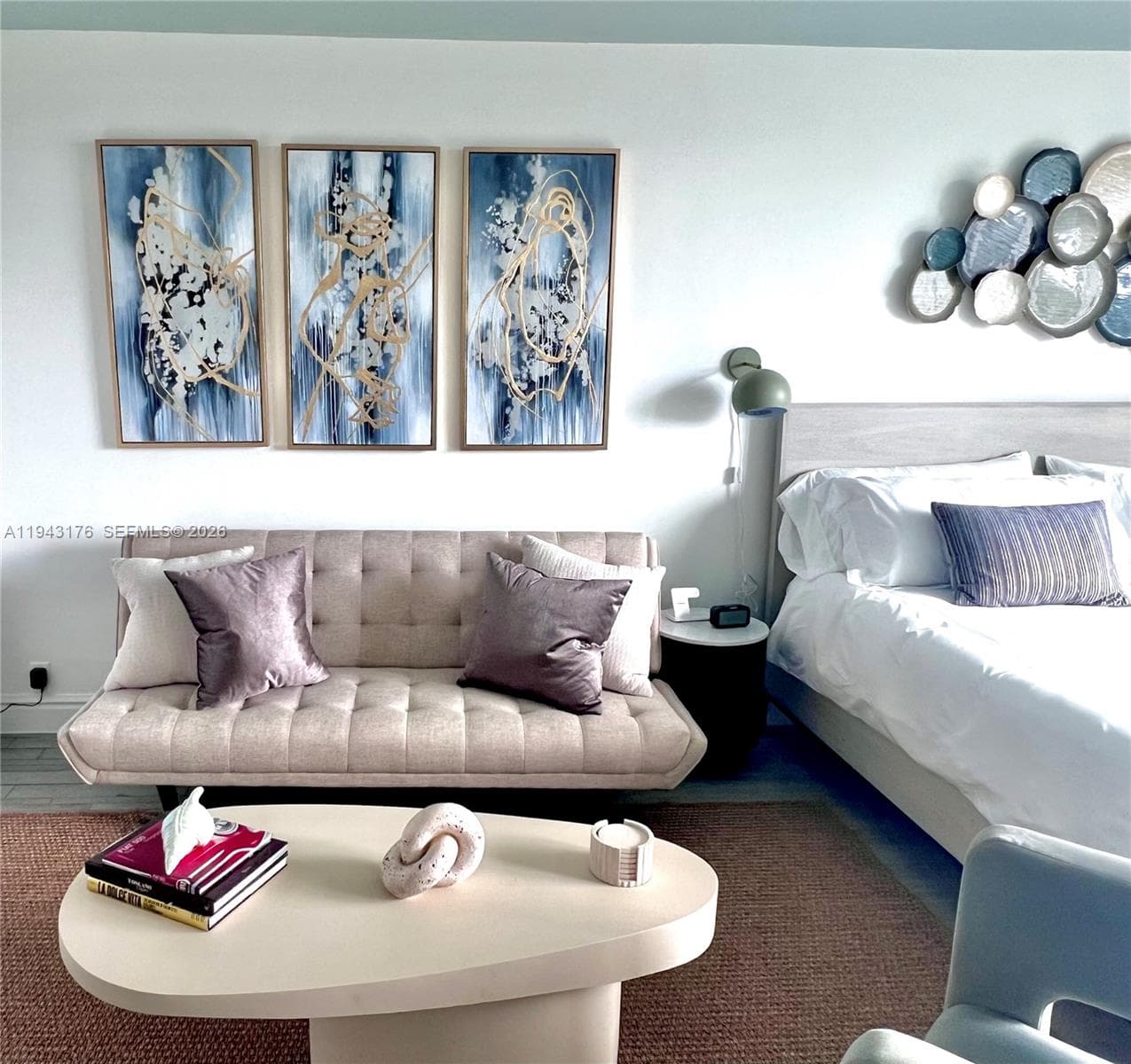 A11943176 — Miami Beach — 13