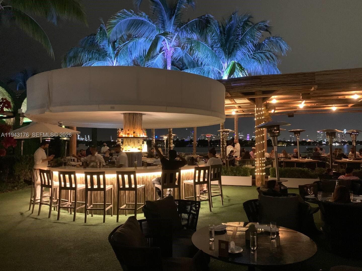 A11943176 — Miami Beach — 47