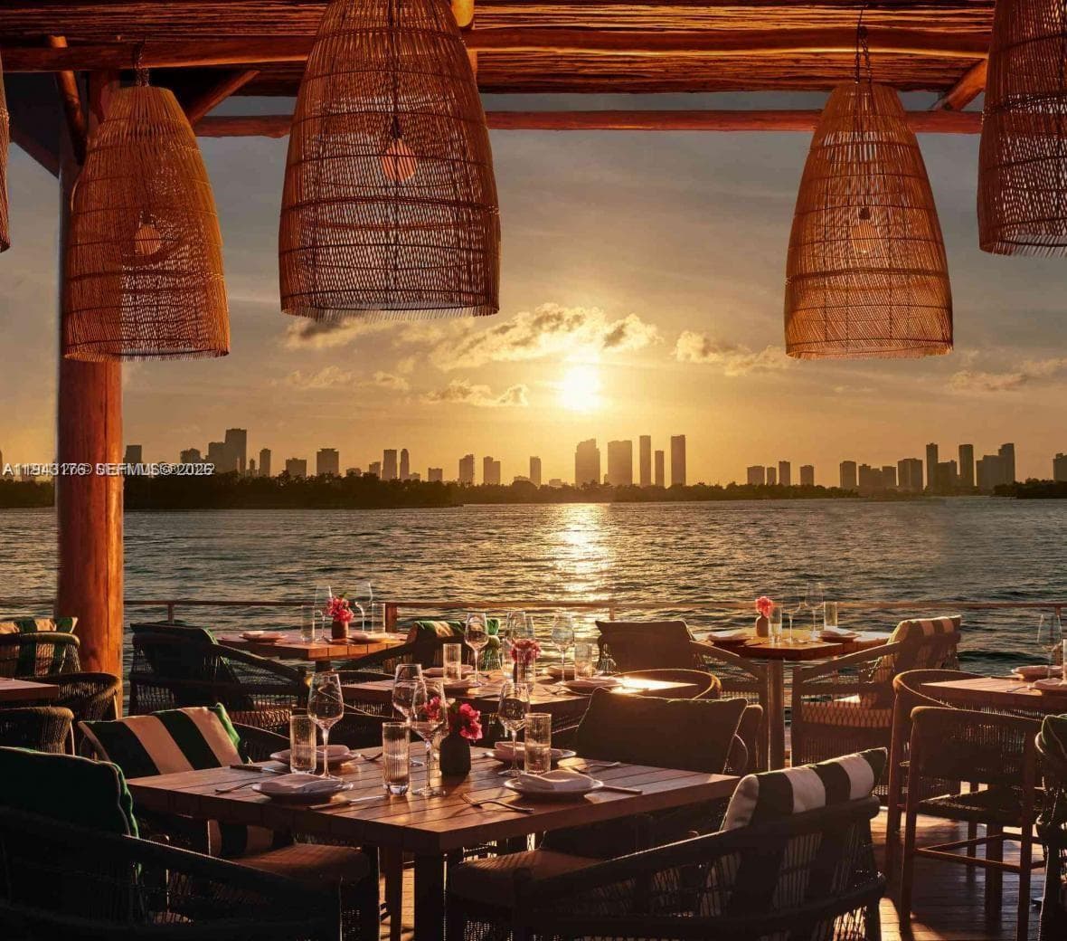 A11943176 — Miami Beach — 29