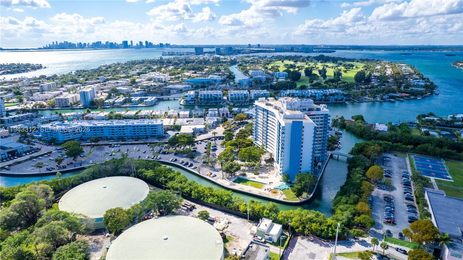 A11943312 — Miami Beach — 23