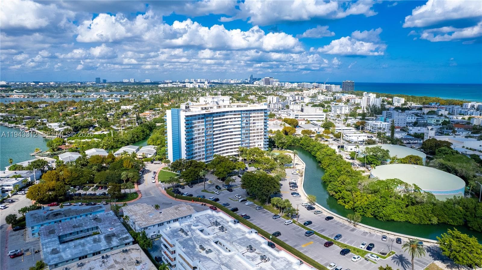 A11943312 — Miami Beach — 22