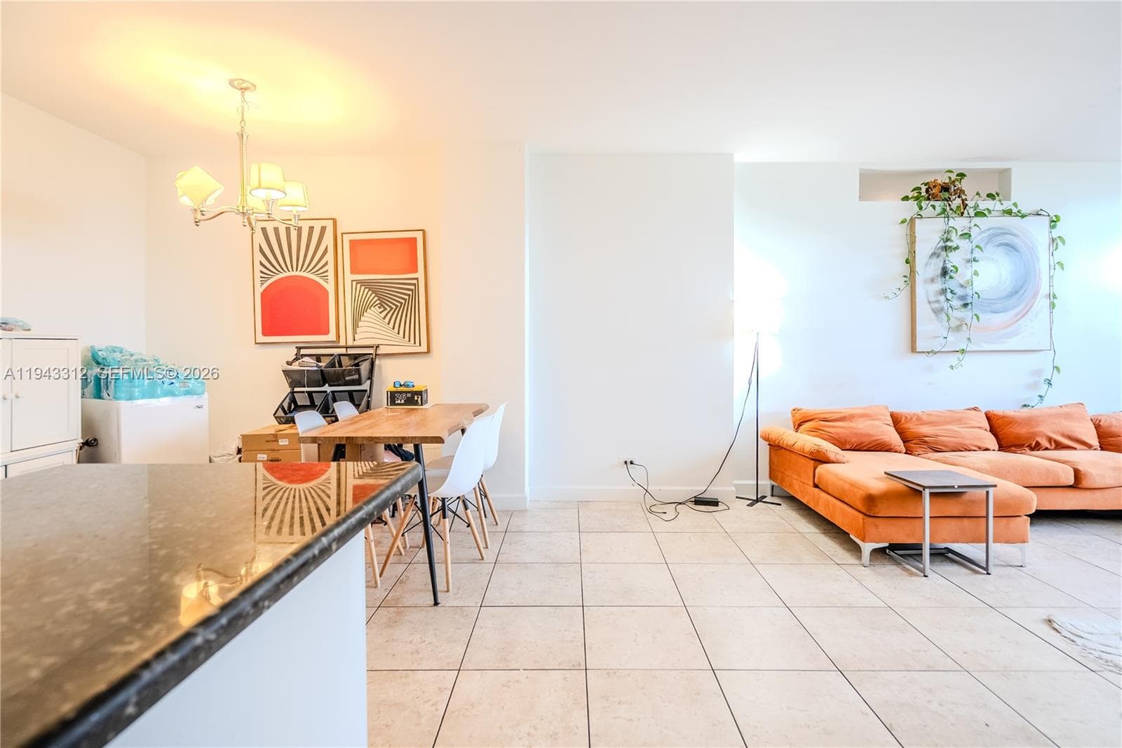 A11943312 — Miami Beach — 9