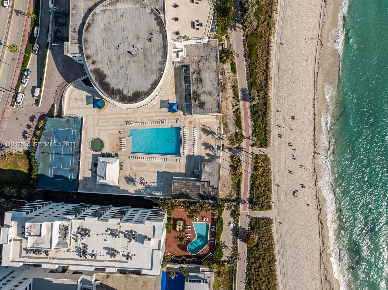 A11943534 — Miami Beach — 3