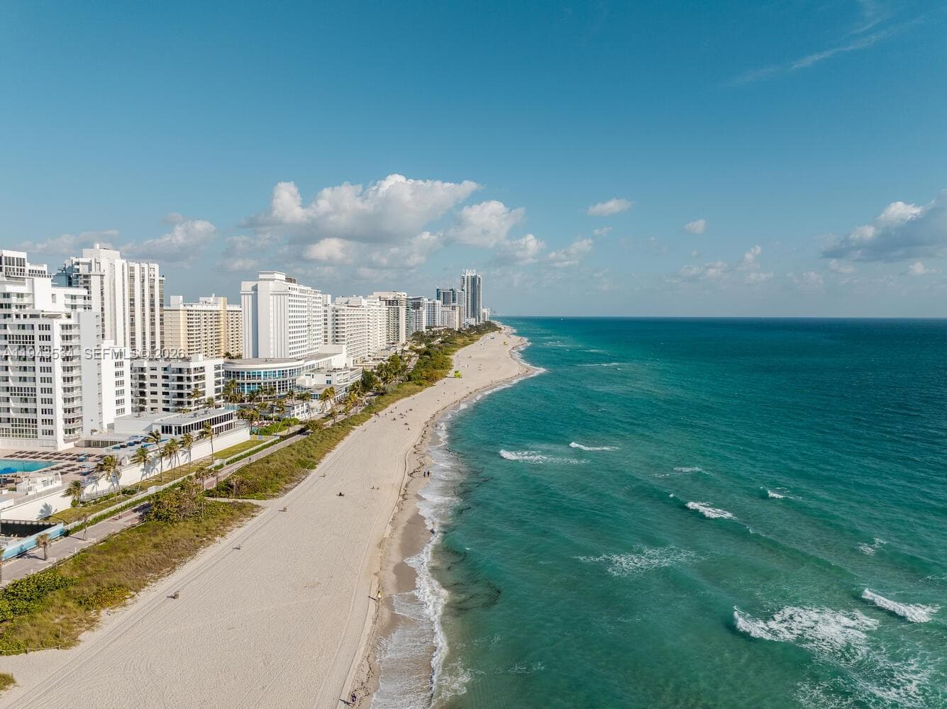 A11943534 — Miami Beach