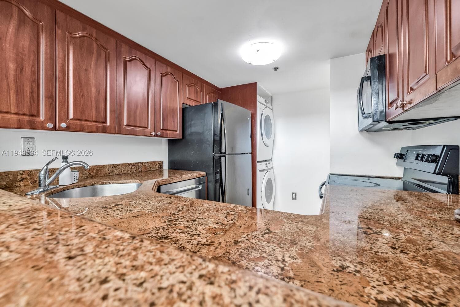 A11943534 — Miami Beach — 45