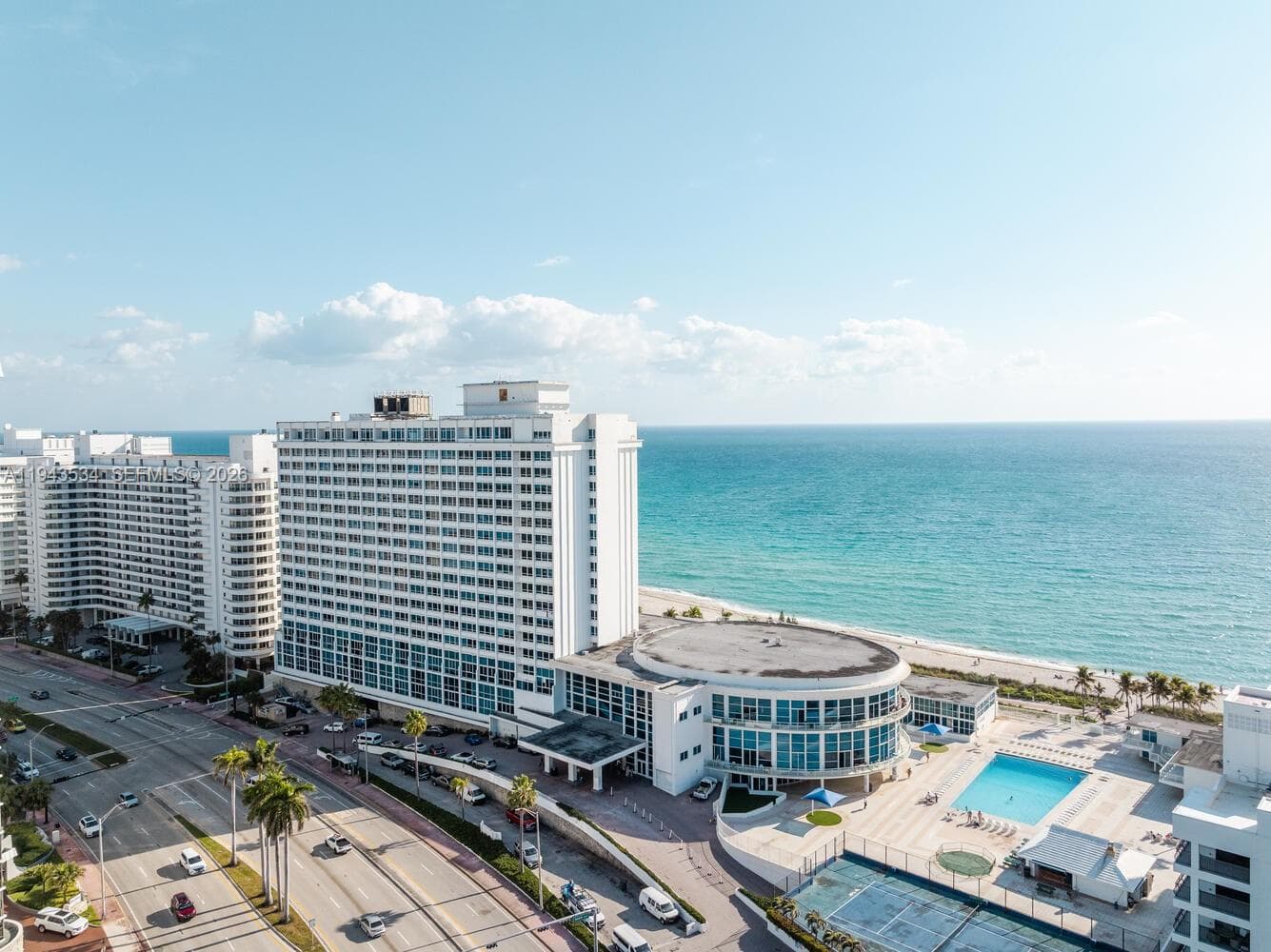 A11943534 — Miami Beach — 70