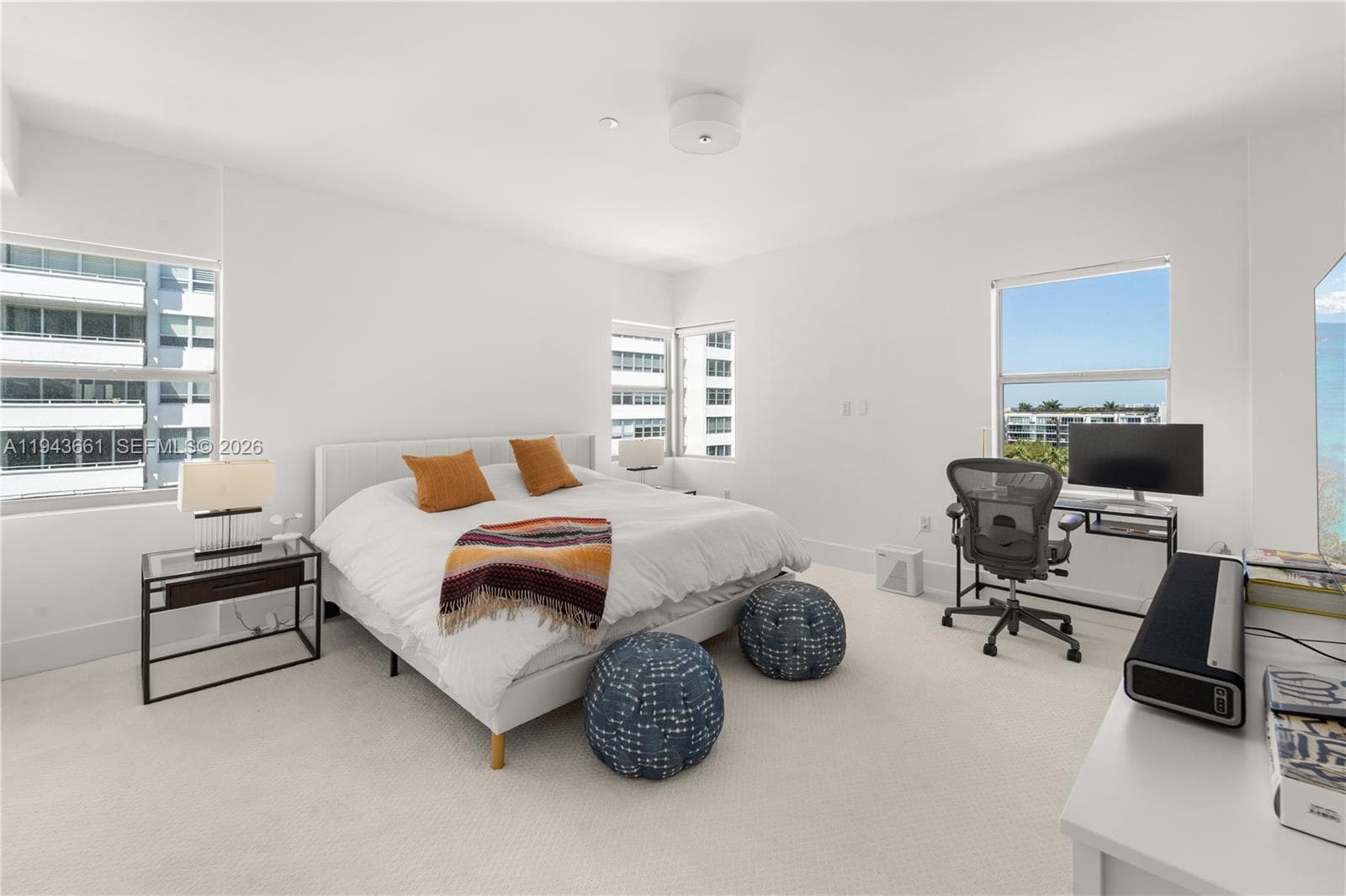 A11943661 — Miami Beach — 14