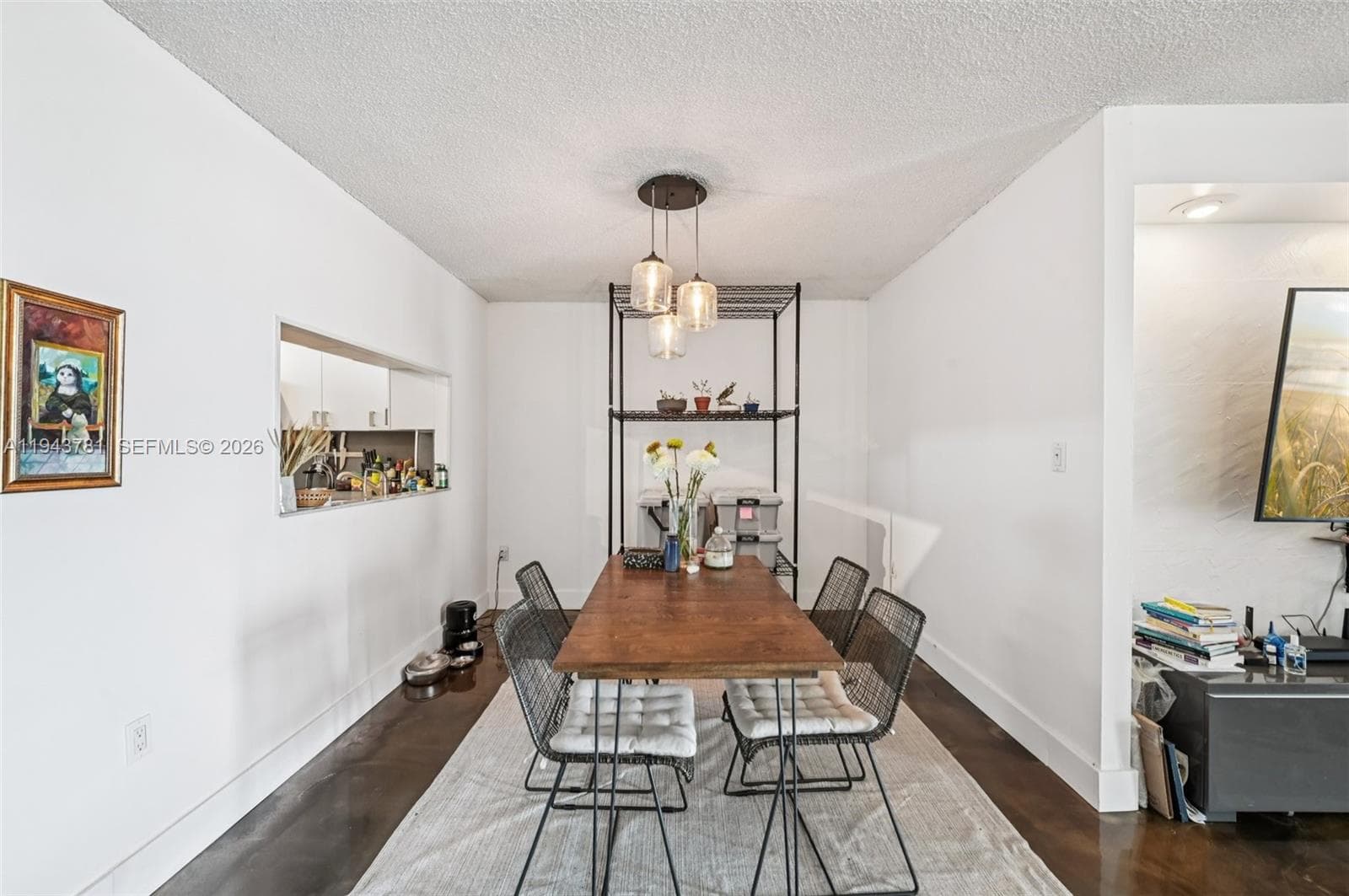 A11943781 — Miami Beach