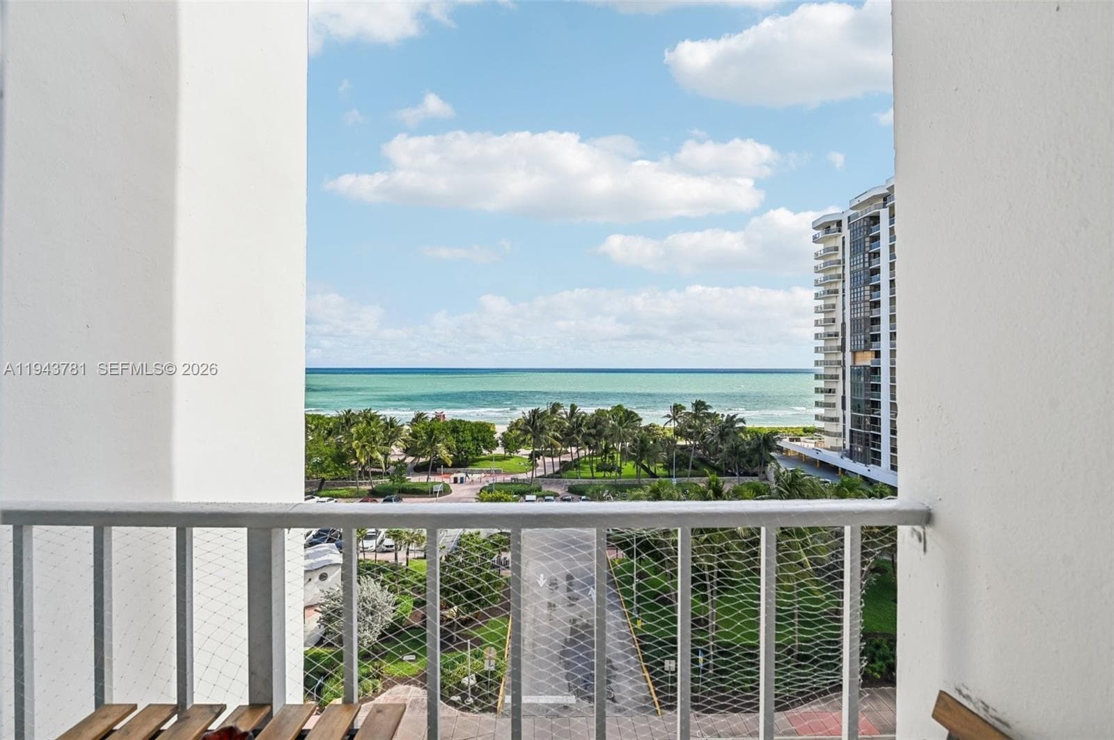 A11943781 — Miami Beach — 8