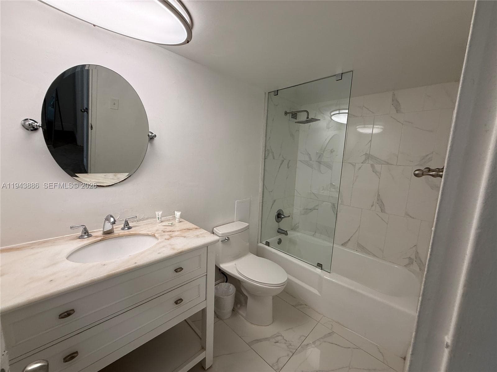 A11943886 — Miami Beach — 4