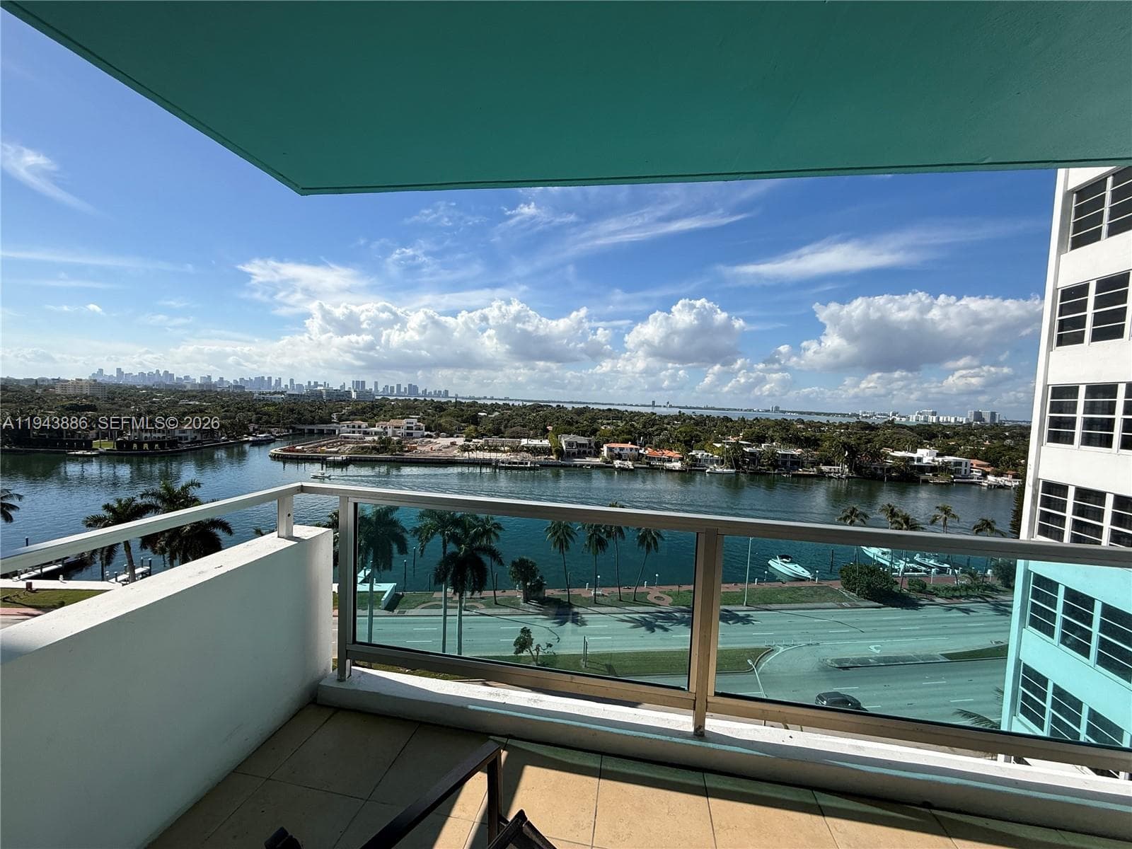 A11943886 — Miami Beach — 8