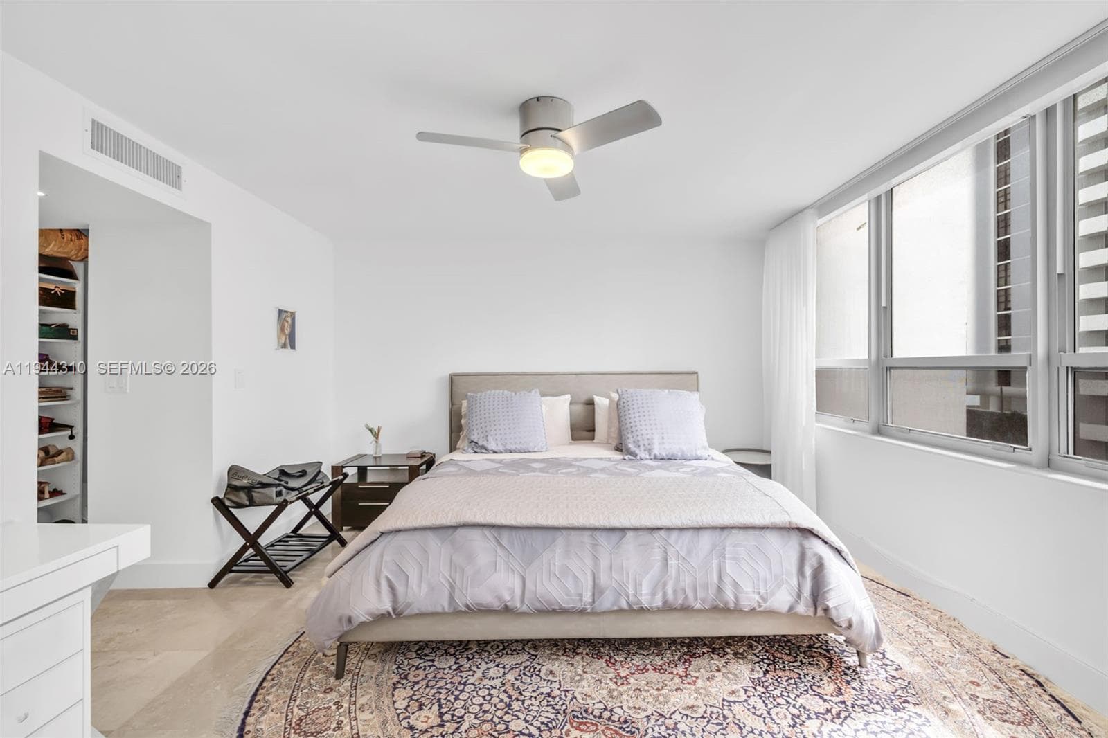A11944310 — Miami Beach — 14