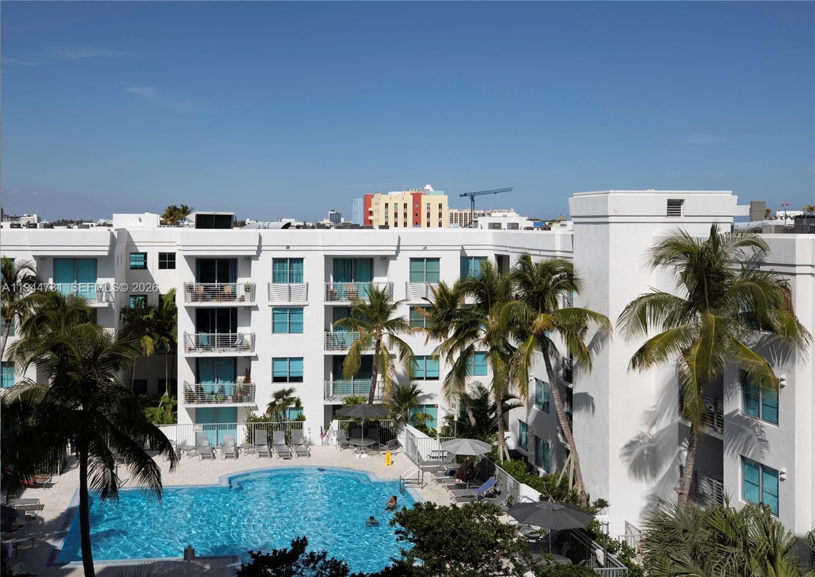A11944731 — Miami Beach — 15