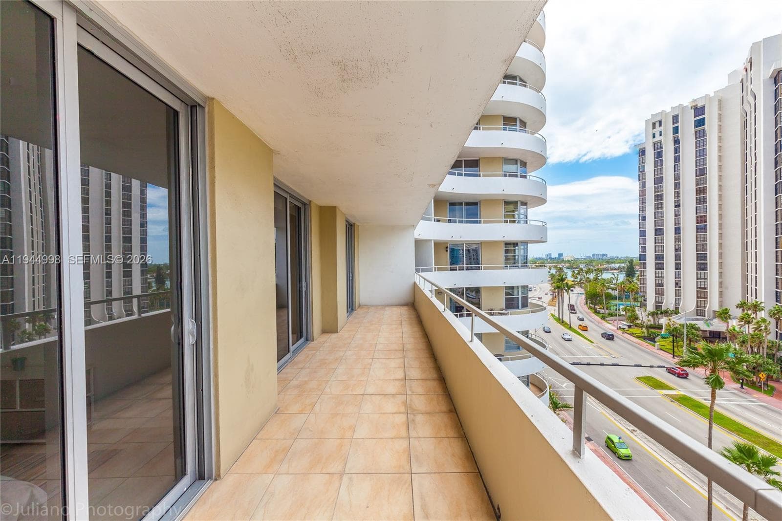 A11944998 — Miami Beach — 26
