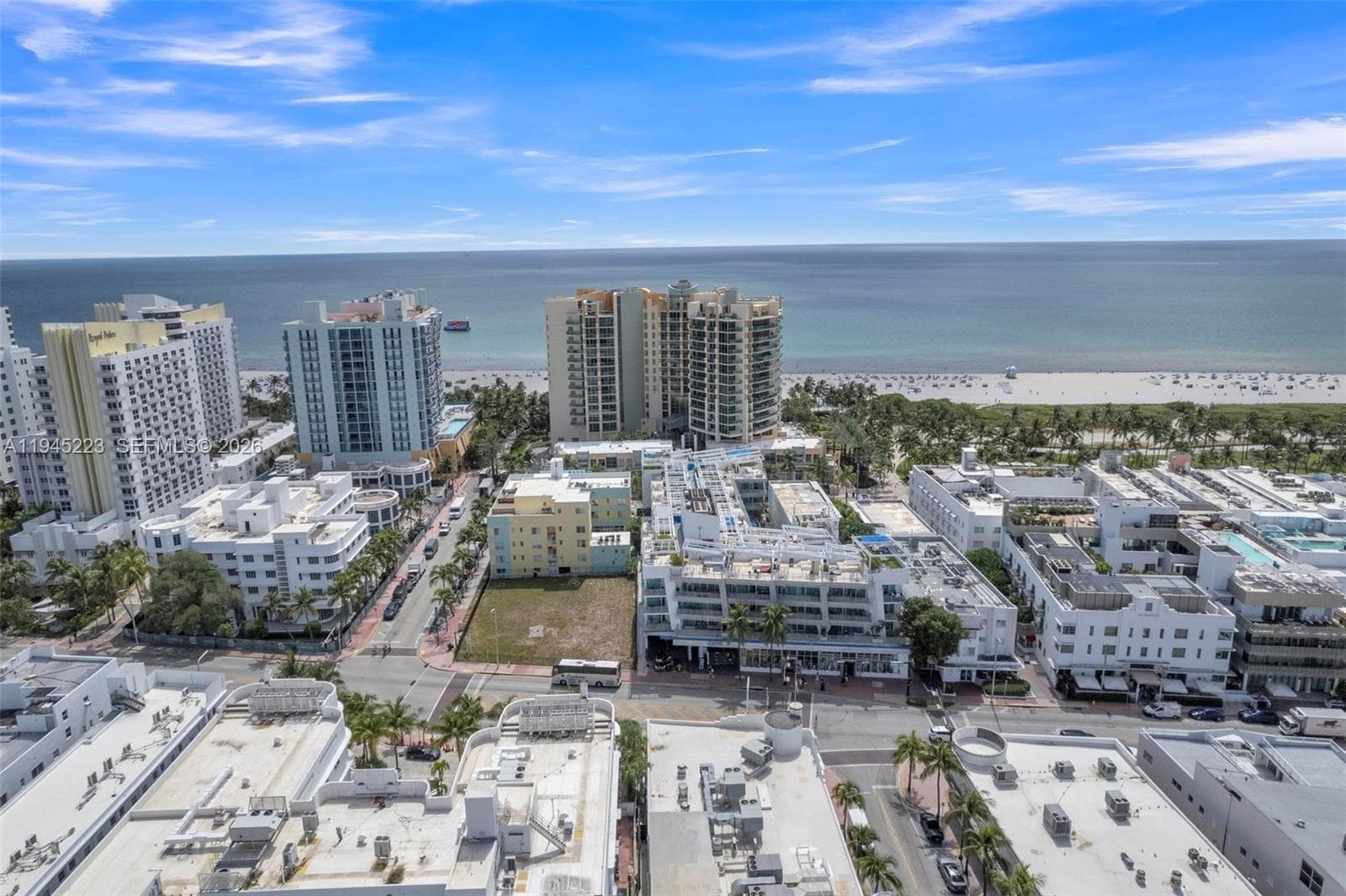 A11945223 — Miami Beach — 32