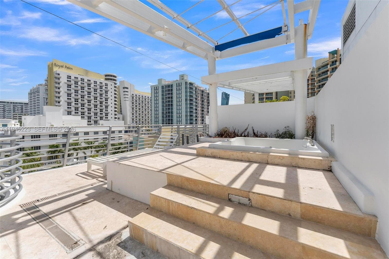 A11945223 — Miami Beach — 24