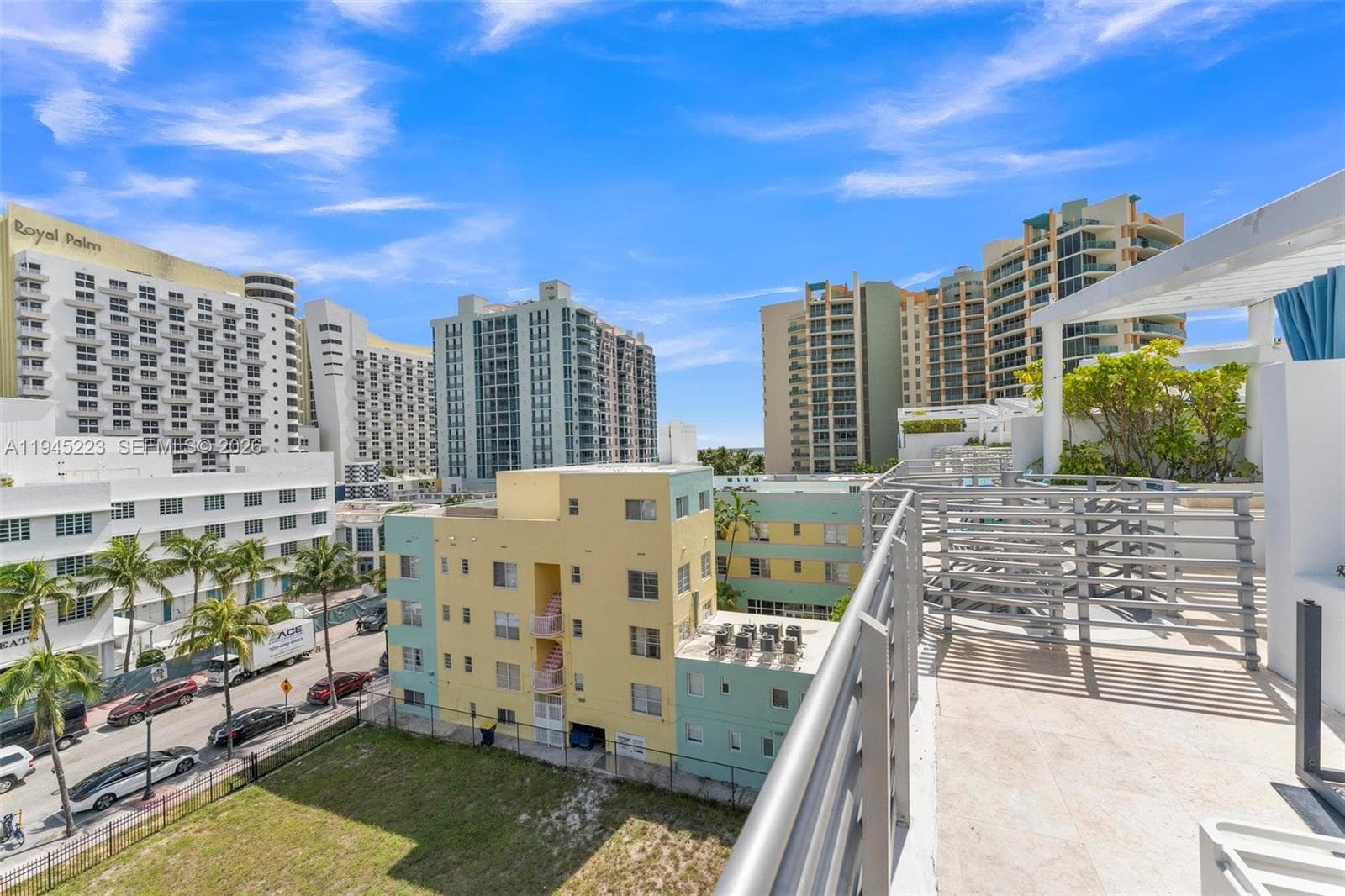 A11945223 — Miami Beach — 30