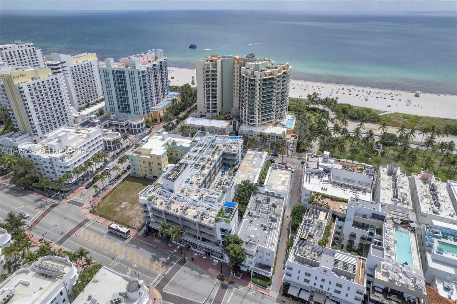 A11945223 — Miami Beach — 35