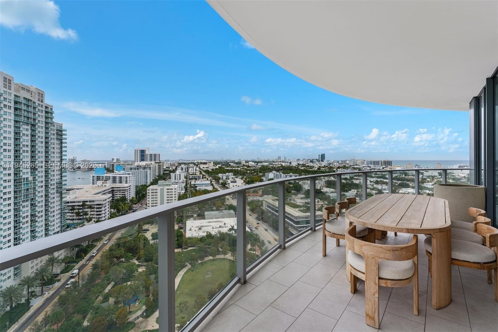 A11945265 — Miami Beach — 9