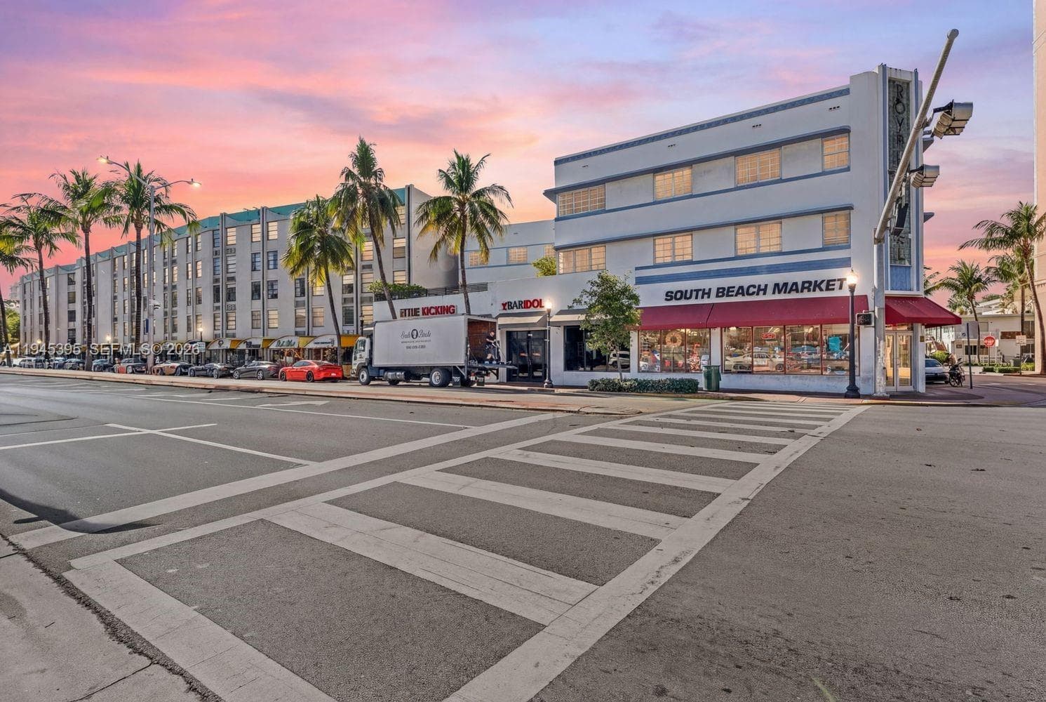 A11945395 — Miami Beach — 10