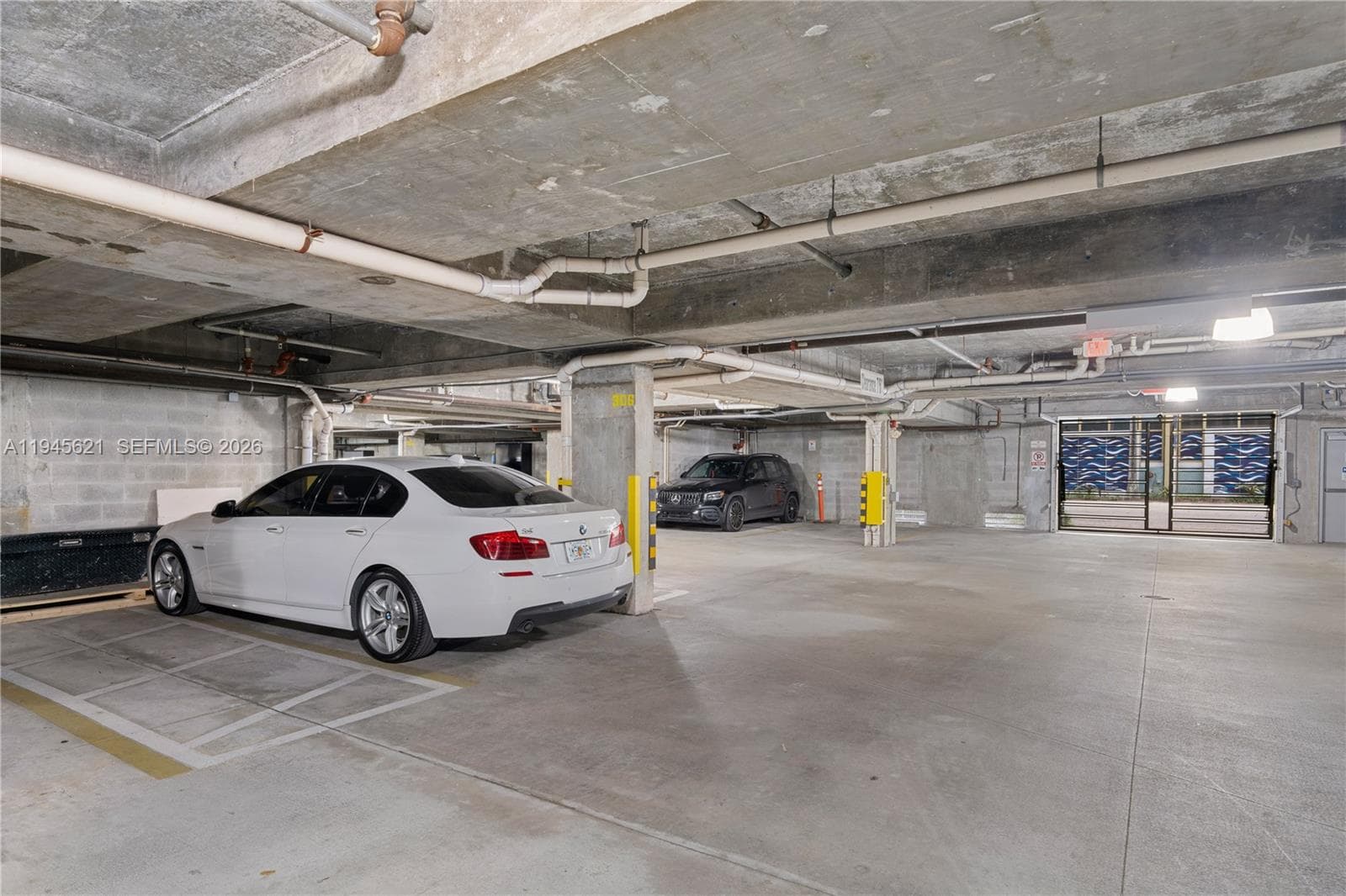 A11945621 — Miami Beach — 25
