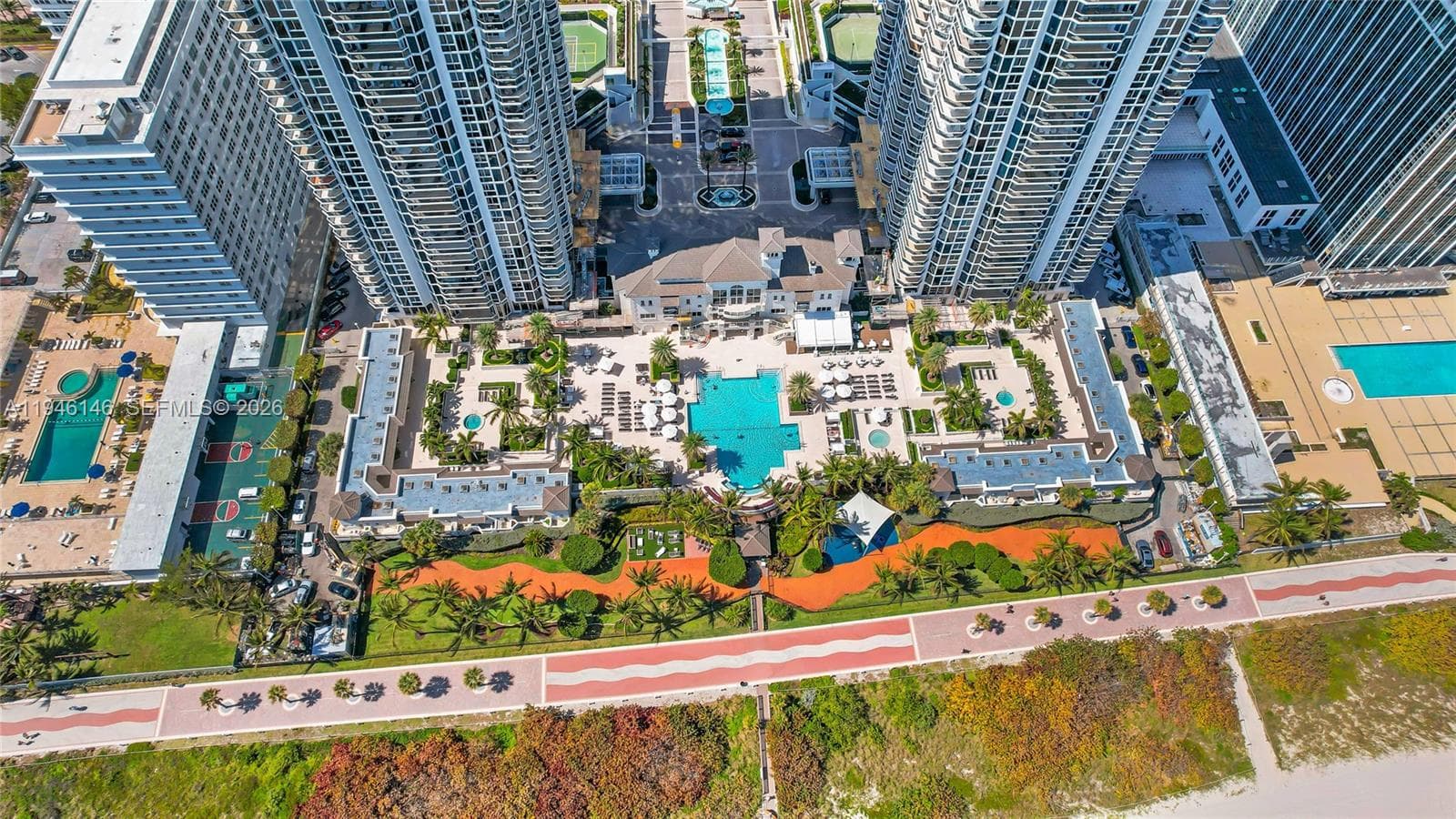 A11946146 — Miami Beach — 43