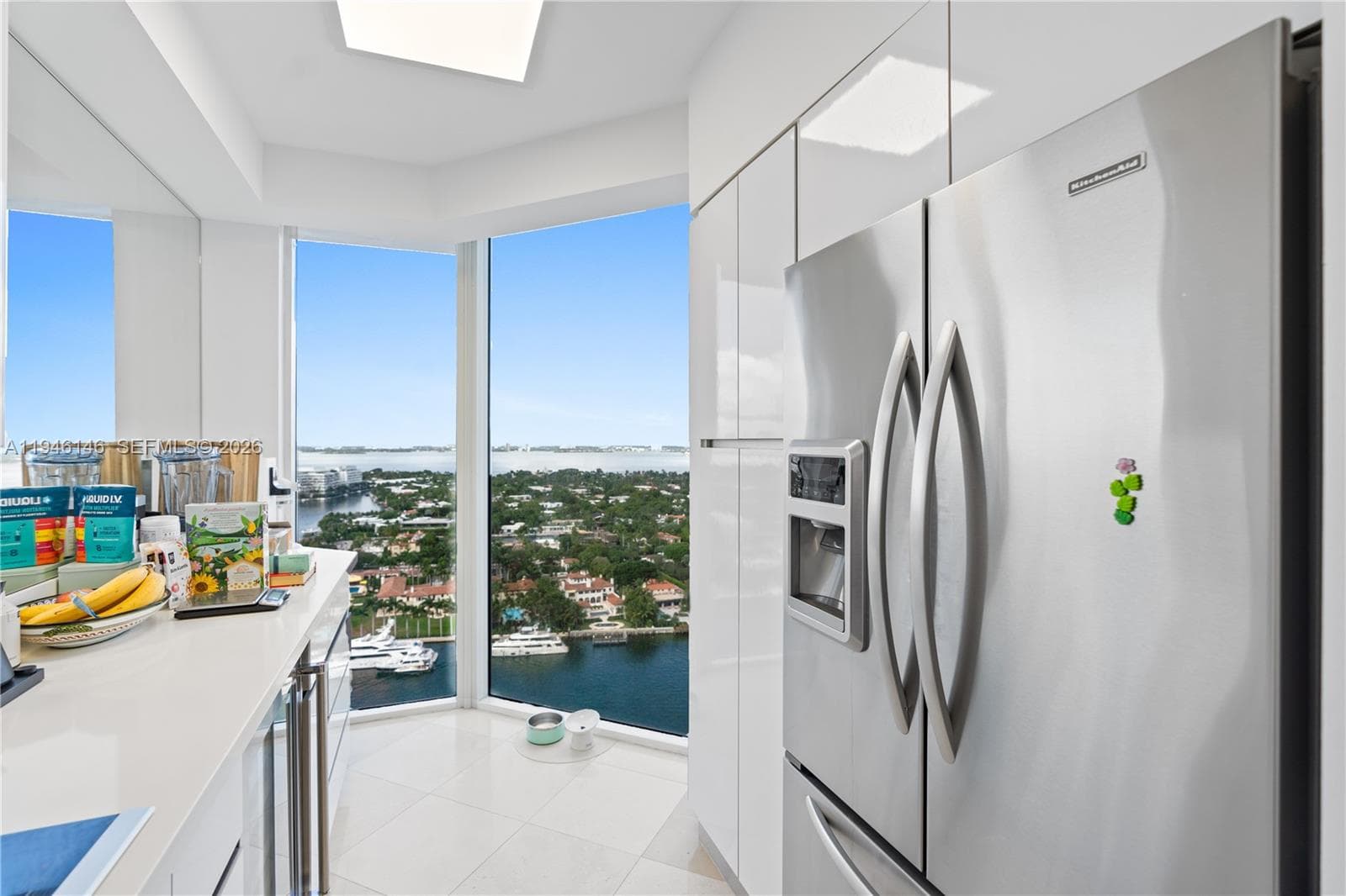 A11946146 — Miami Beach — 18