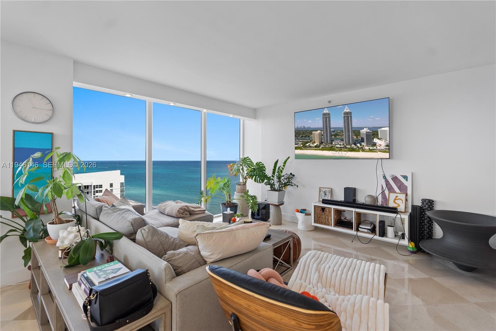 A11946146 — Miami Beach — 4