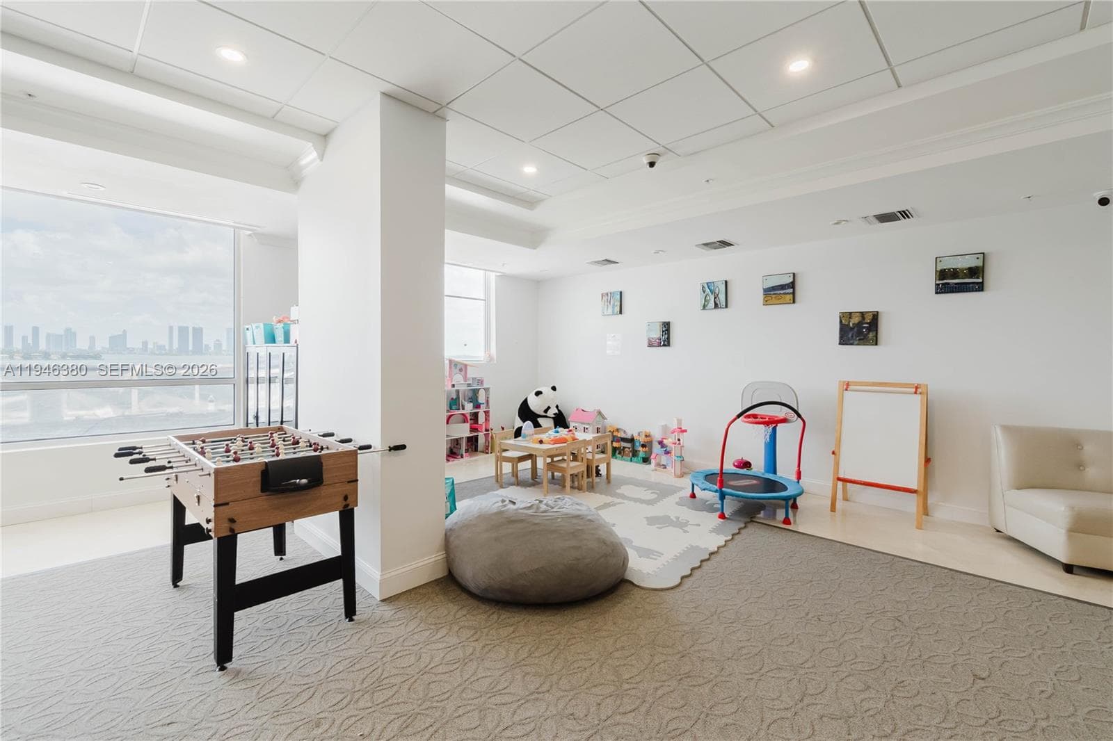 A11946380 — Miami Beach — 21