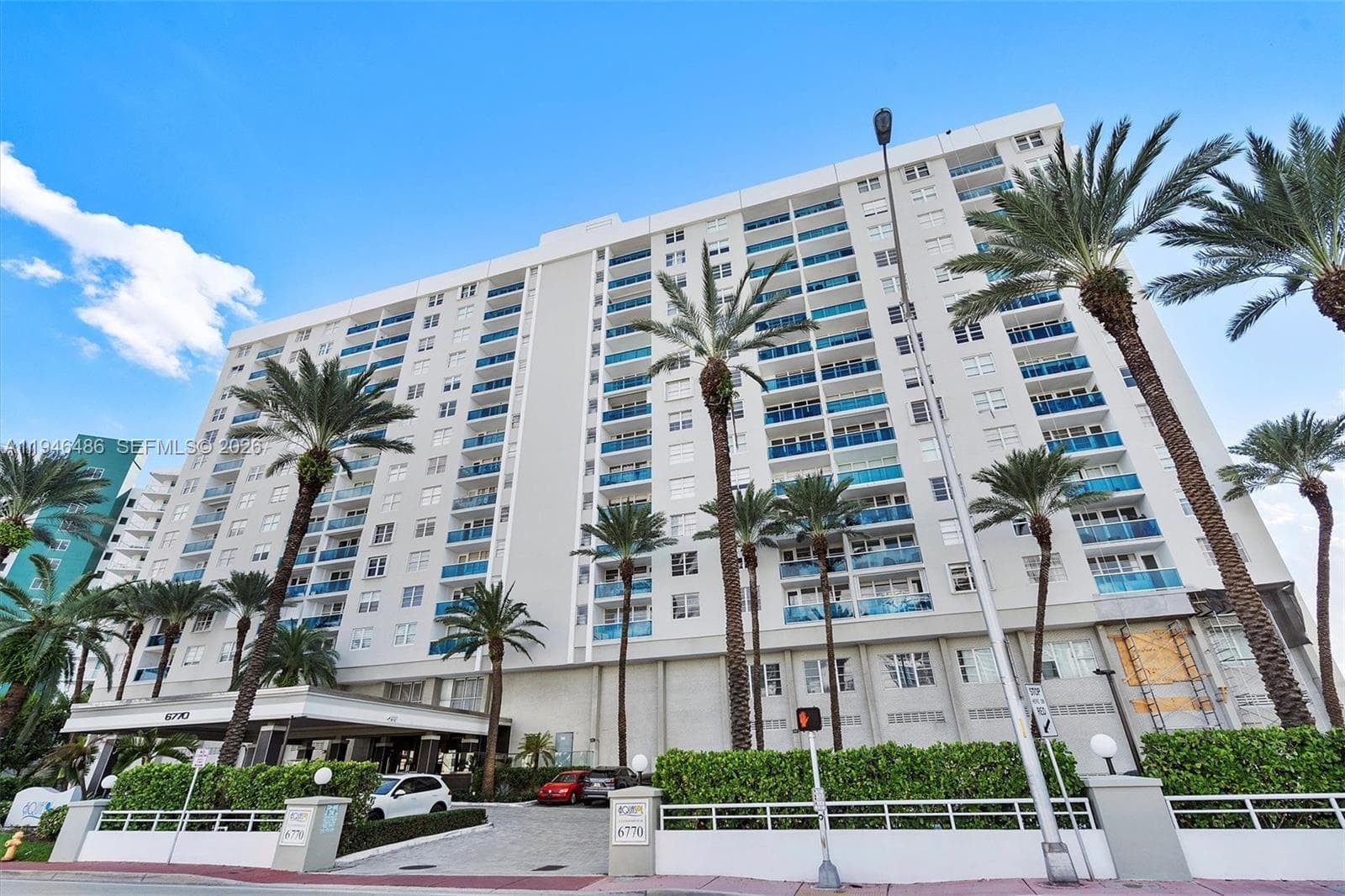 A11946486 — Miami Beach — 2