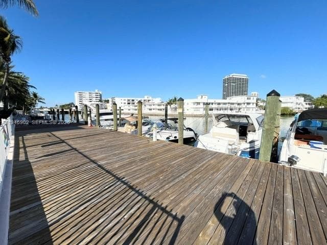 A11946902 — Miami Beach — 5