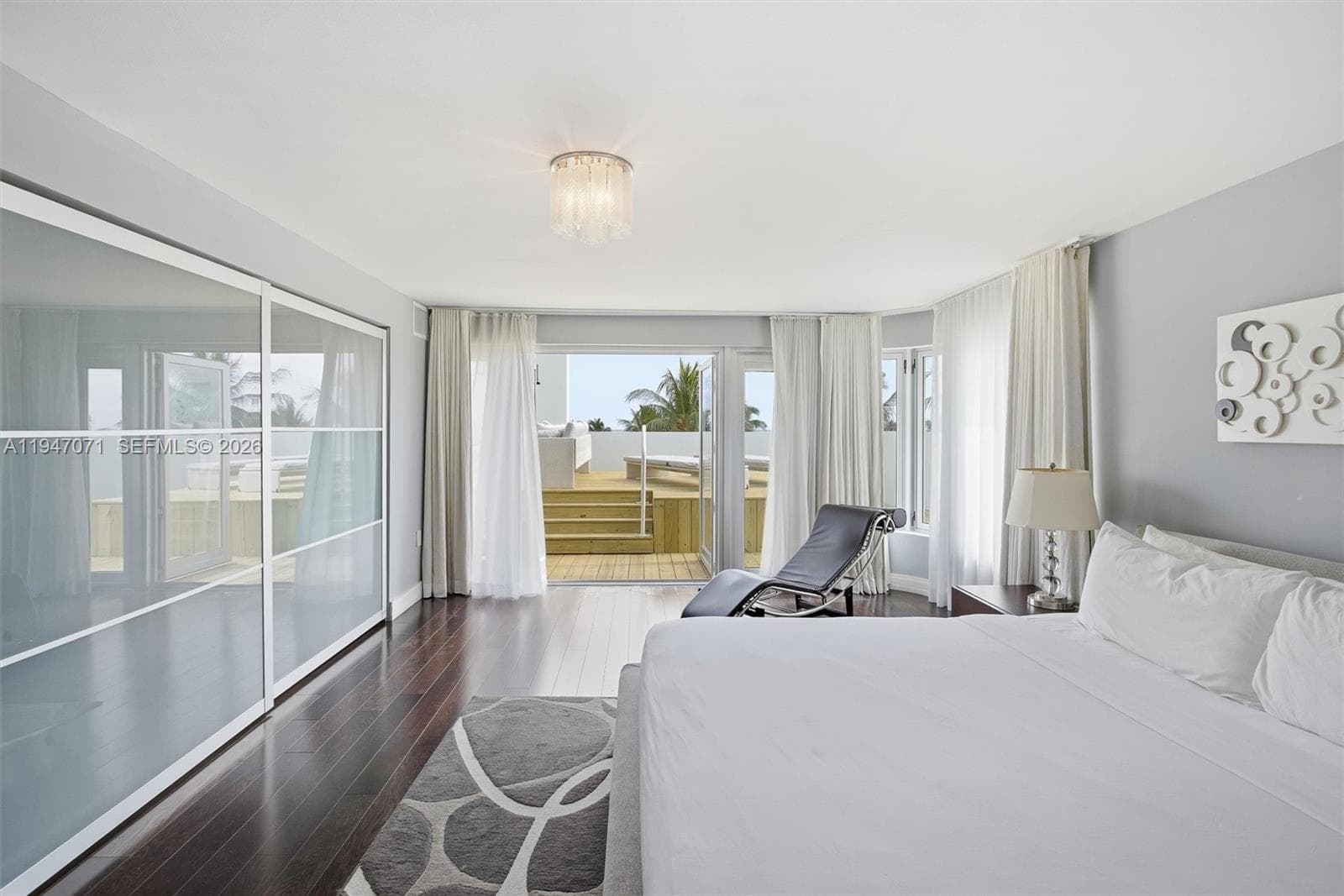 A11947071 — Miami Beach — 16