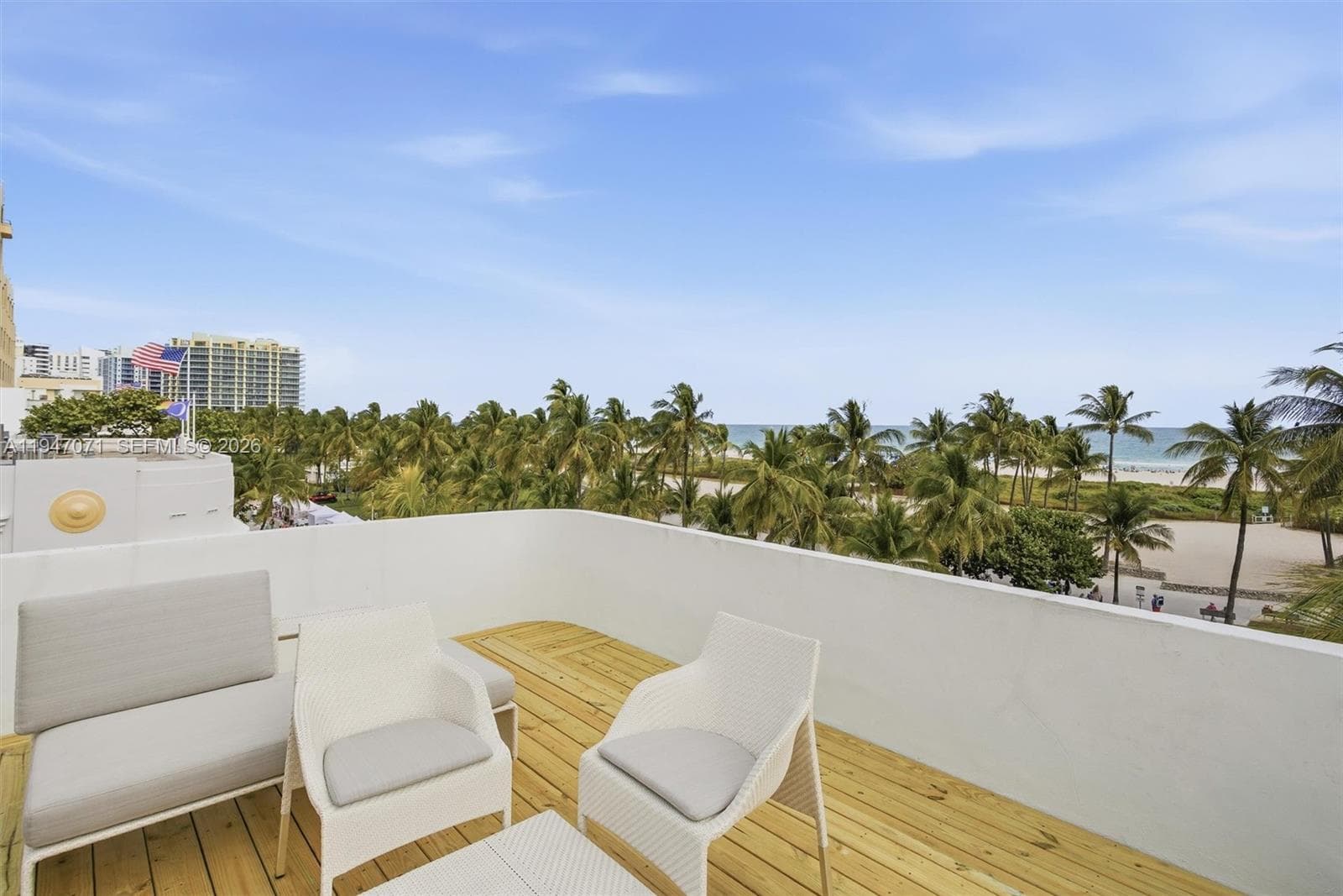 A11947071 — Miami Beach