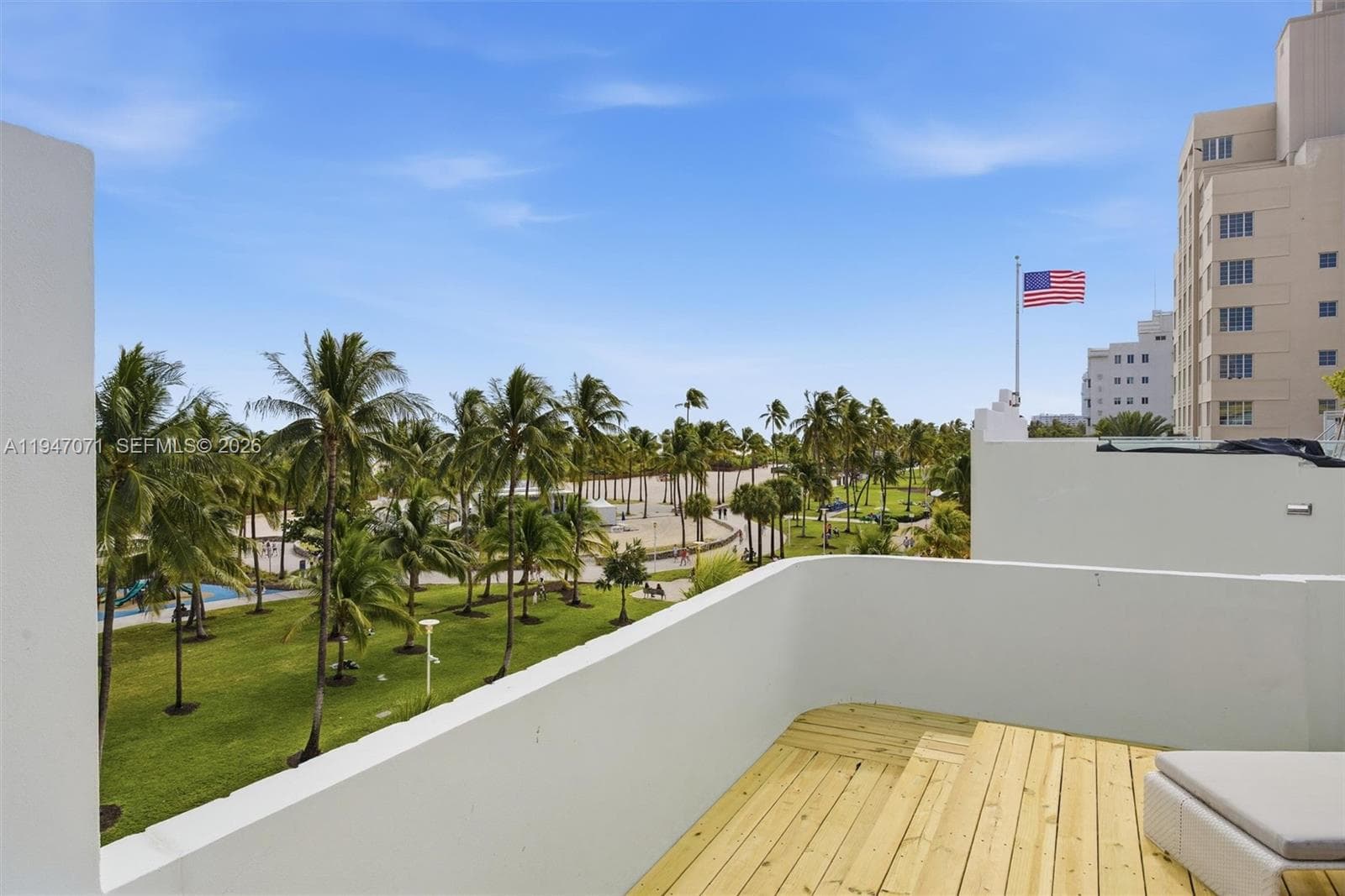 A11947071 — Miami Beach — 48
