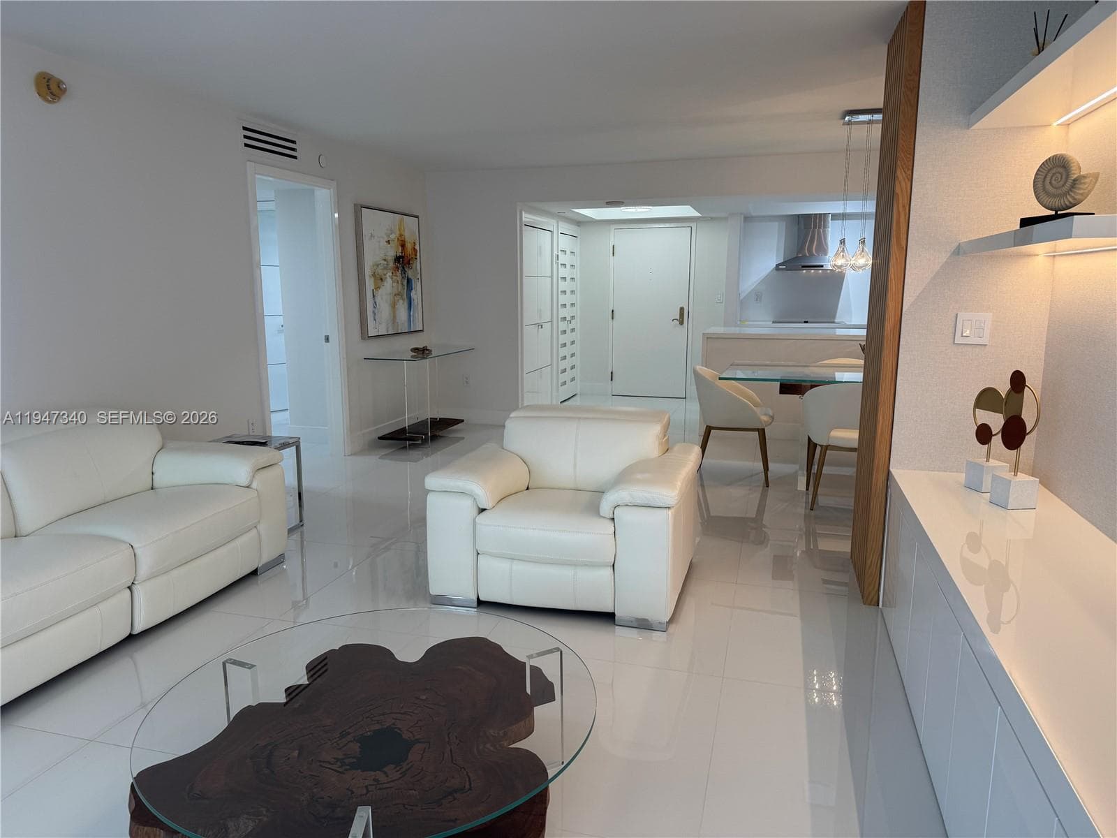 A11947340 — Miami Beach — 52