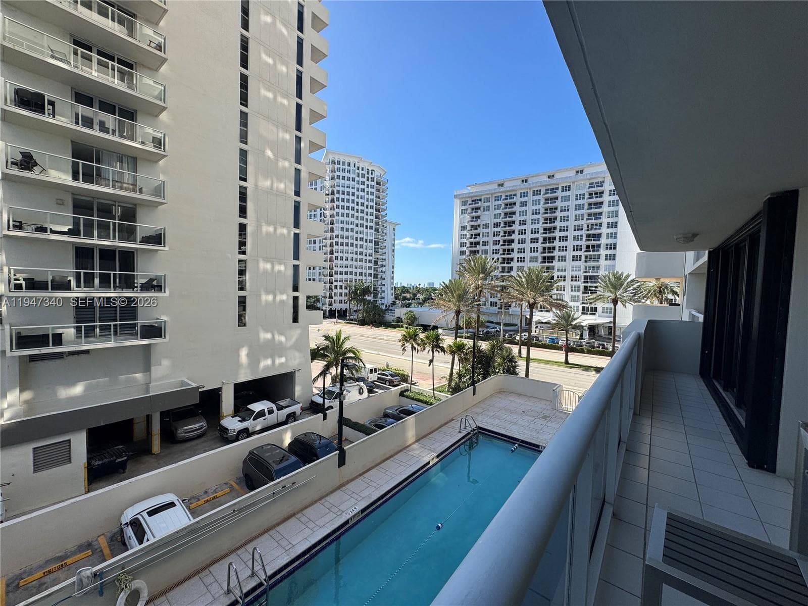 A11947340 — Miami Beach — 56
