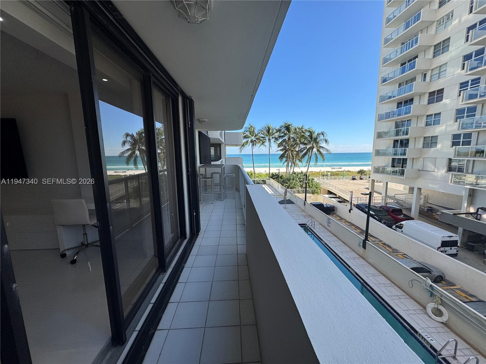A11947340 — Miami Beach — 63