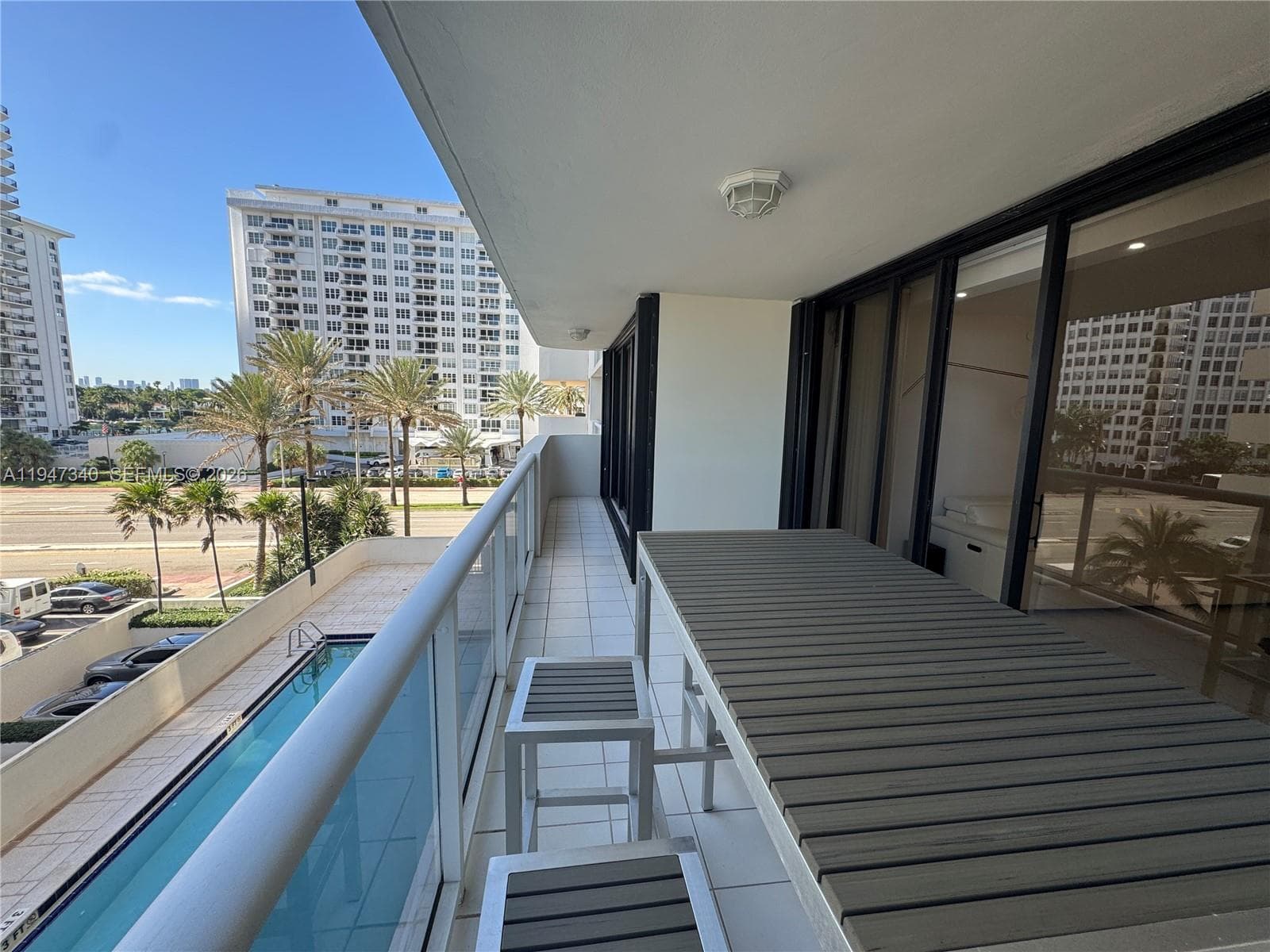 A11947340 — Miami Beach — 66