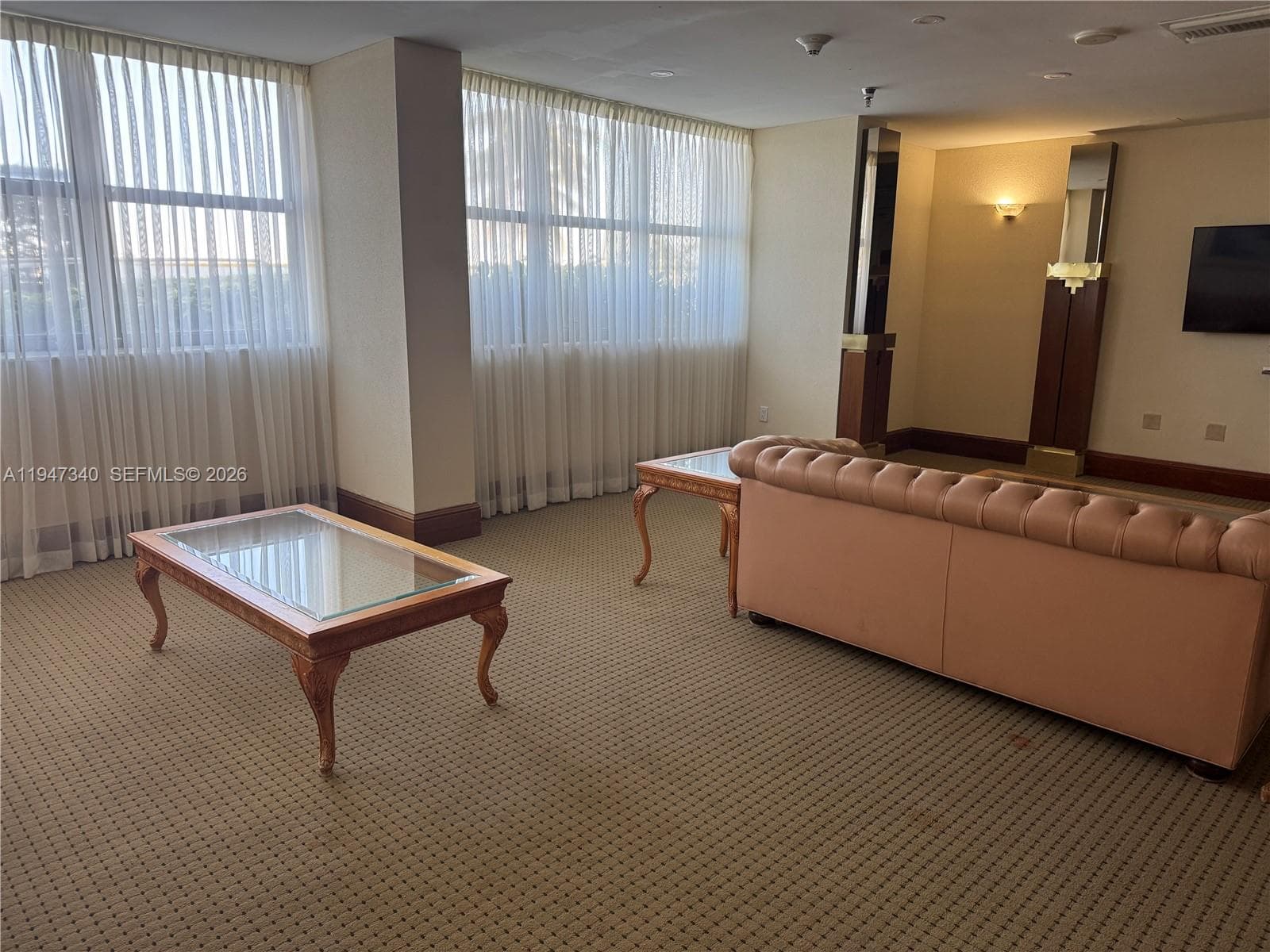 A11947340 — Miami Beach — 88