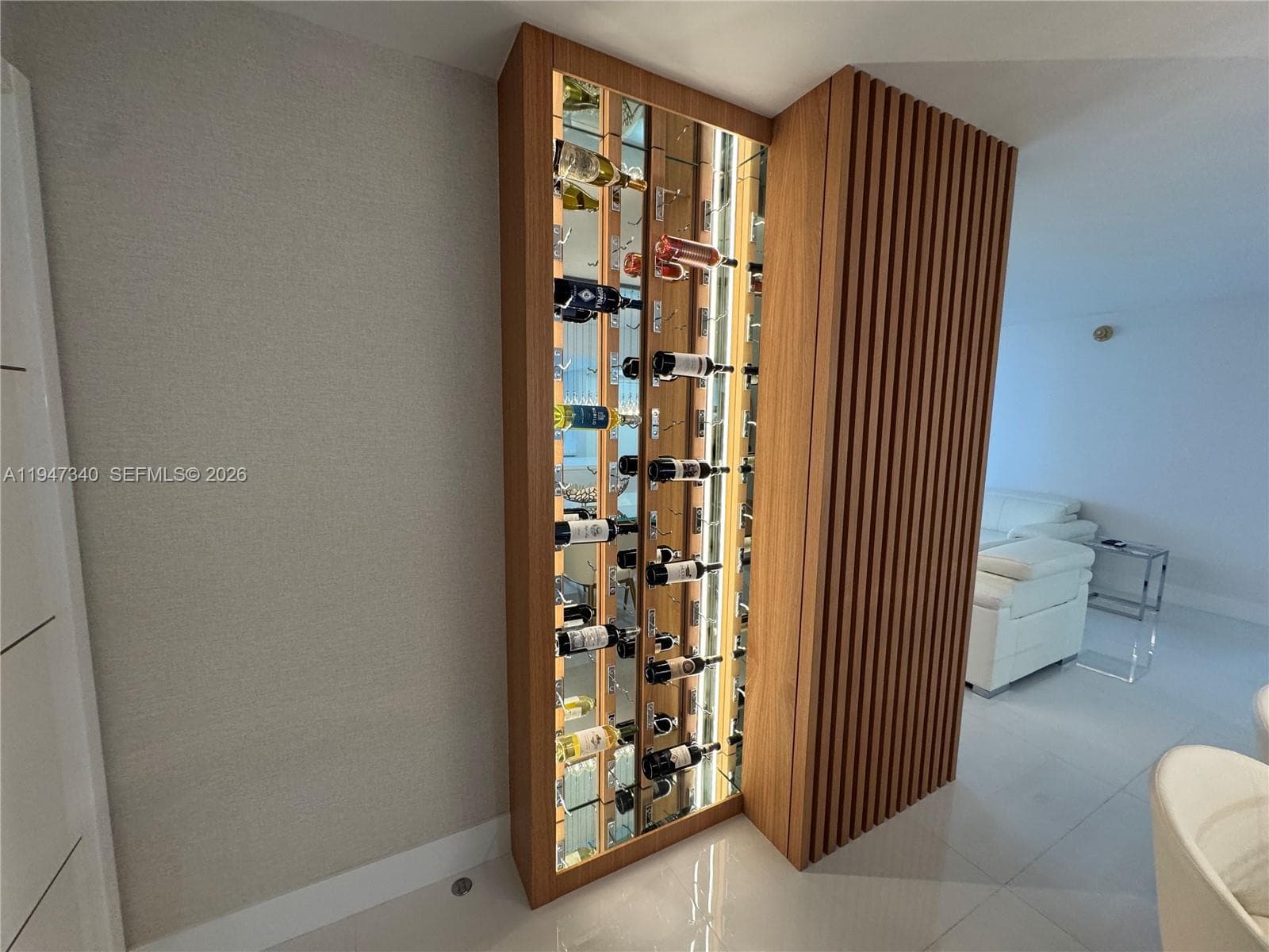 A11947340 — Miami Beach — 50