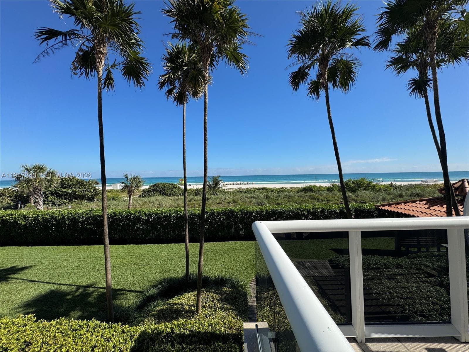 A11947340 — Miami Beach — 29