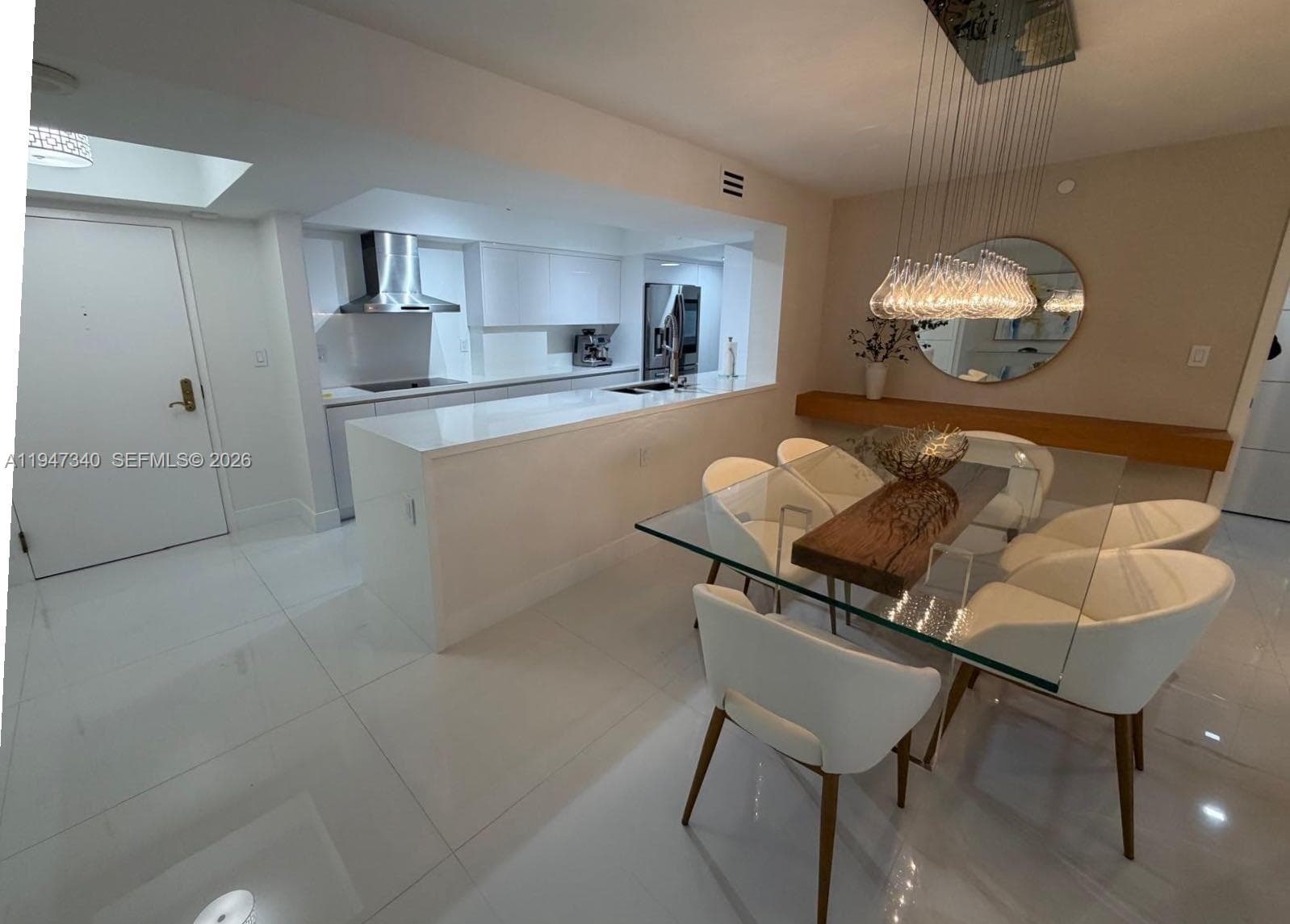 A11947340 — Miami Beach — 4