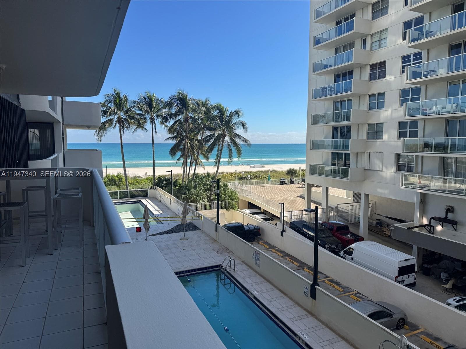 A11947340 — Miami Beach — 70
