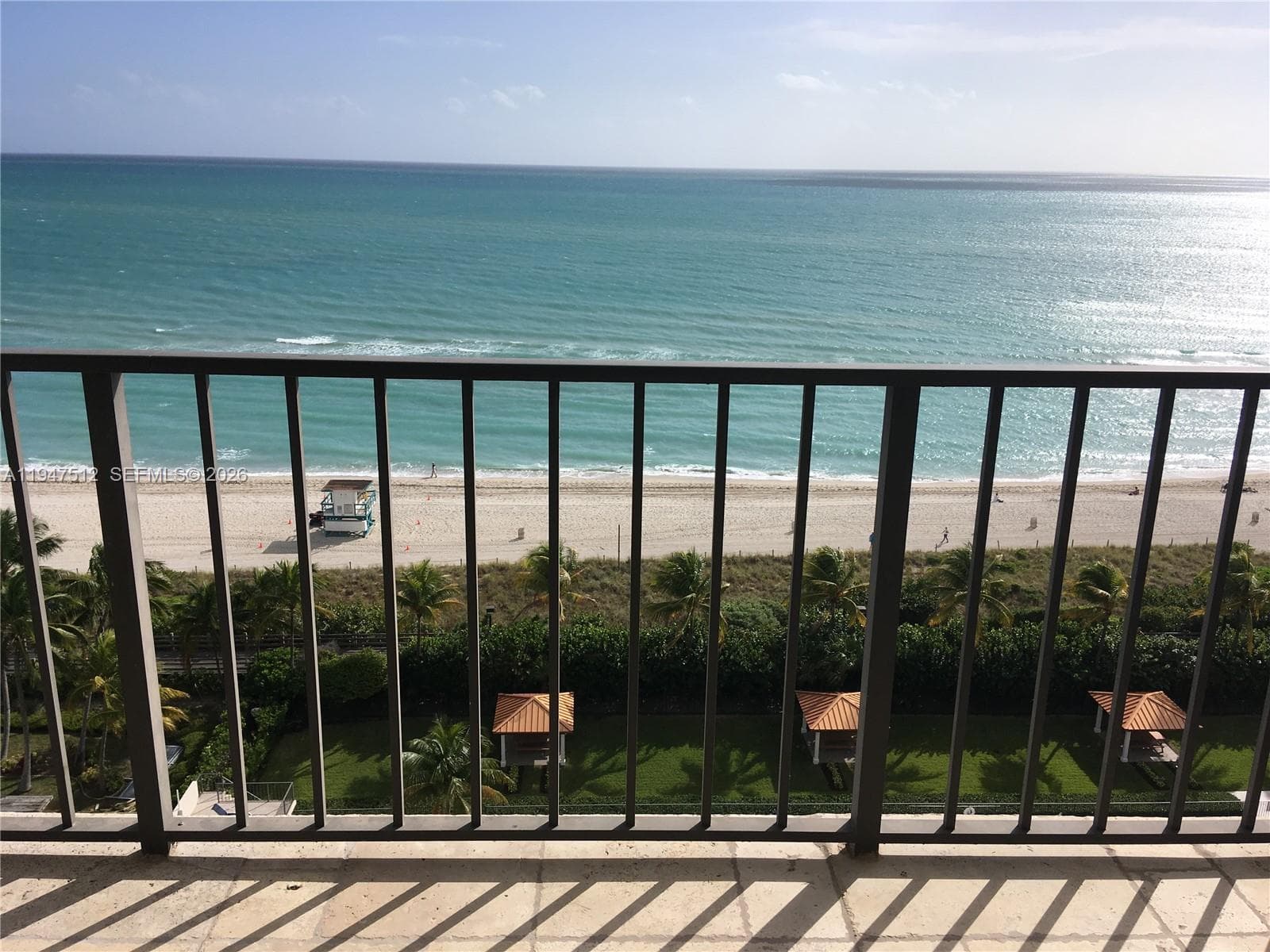 A11947512 — Miami Beach